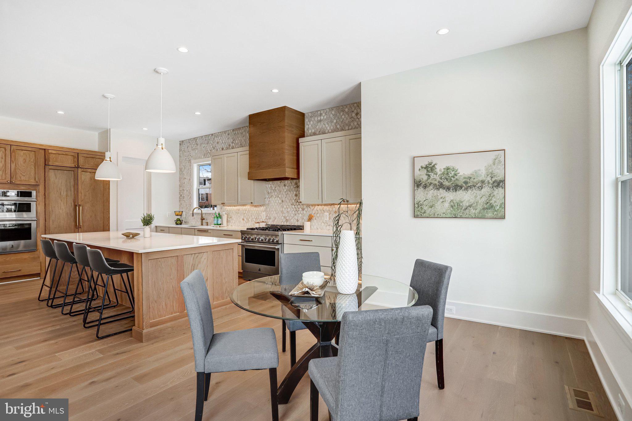 DUNN LORING WOODS - Residential