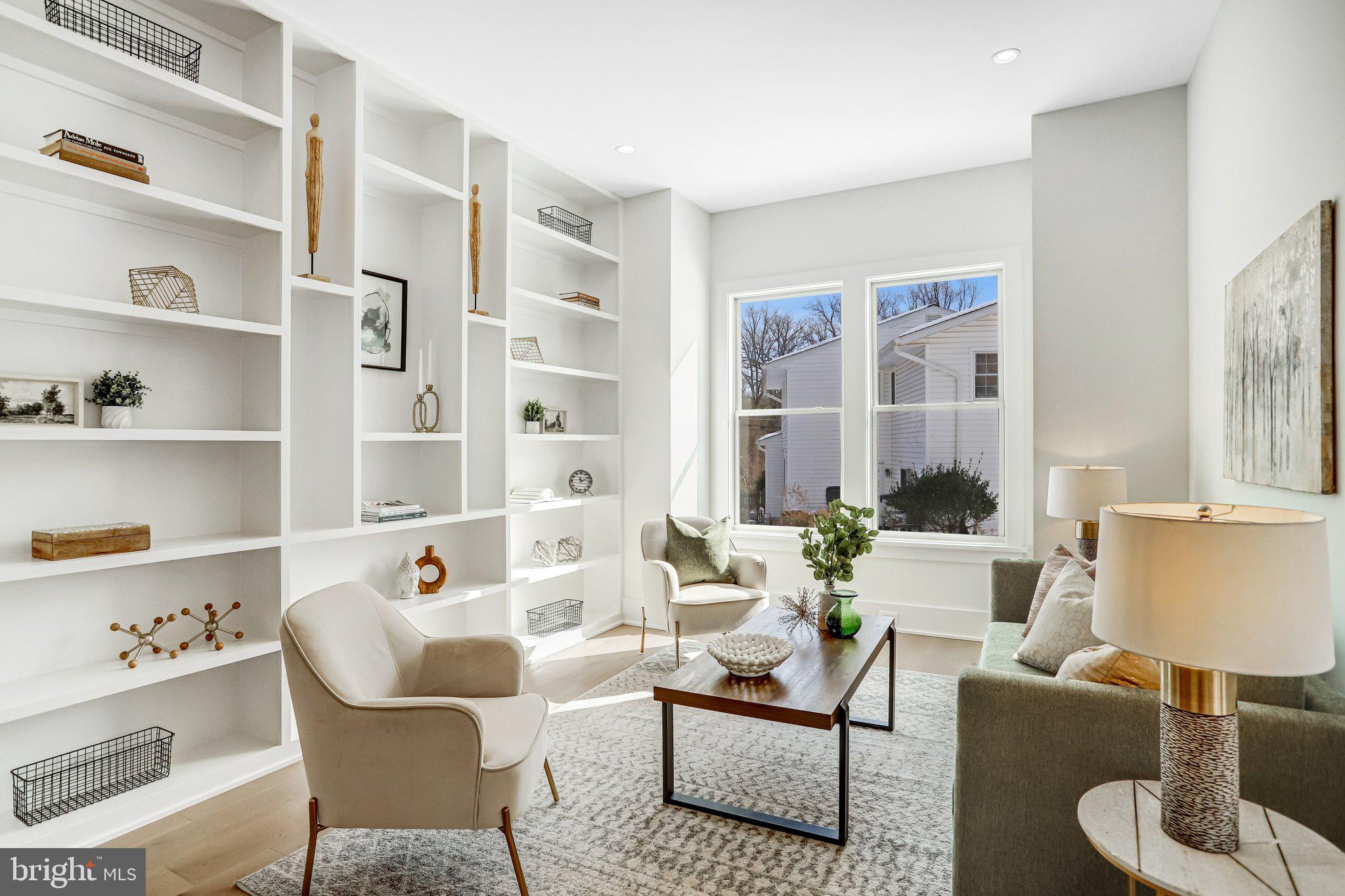 DUNN LORING WOODS - Residential