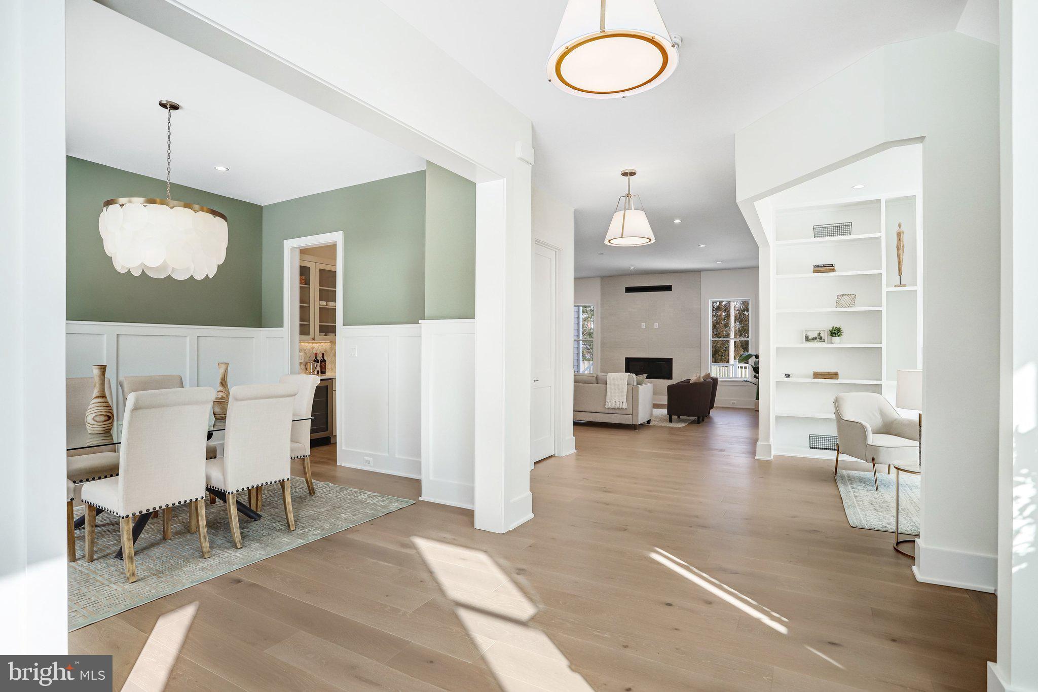 DUNN LORING WOODS - Residential