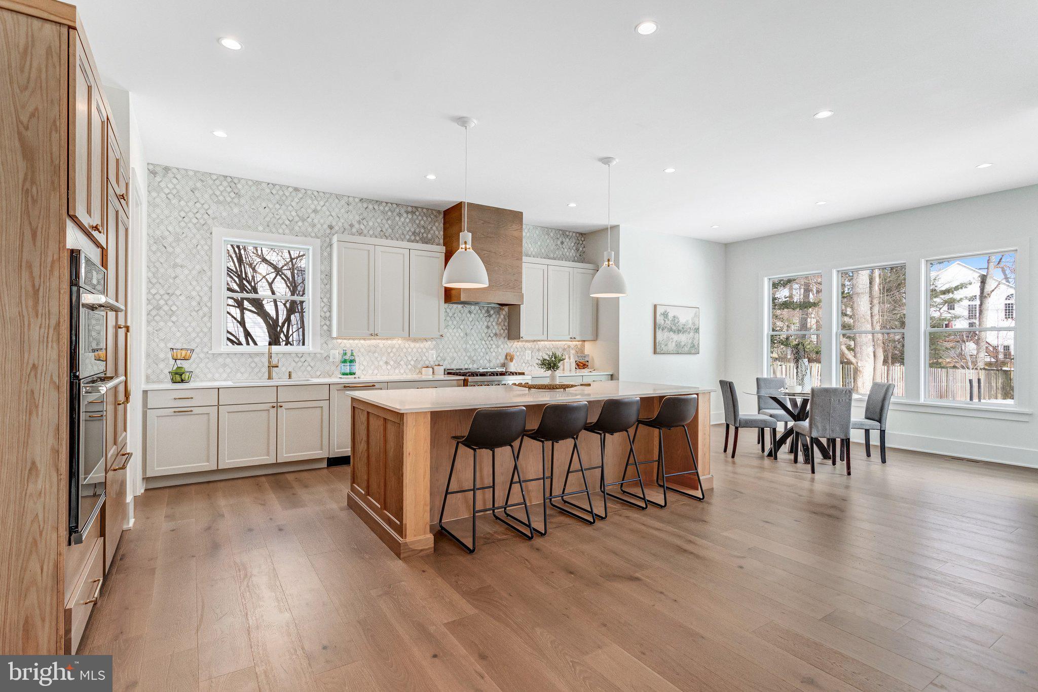 DUNN LORING WOODS - Residential