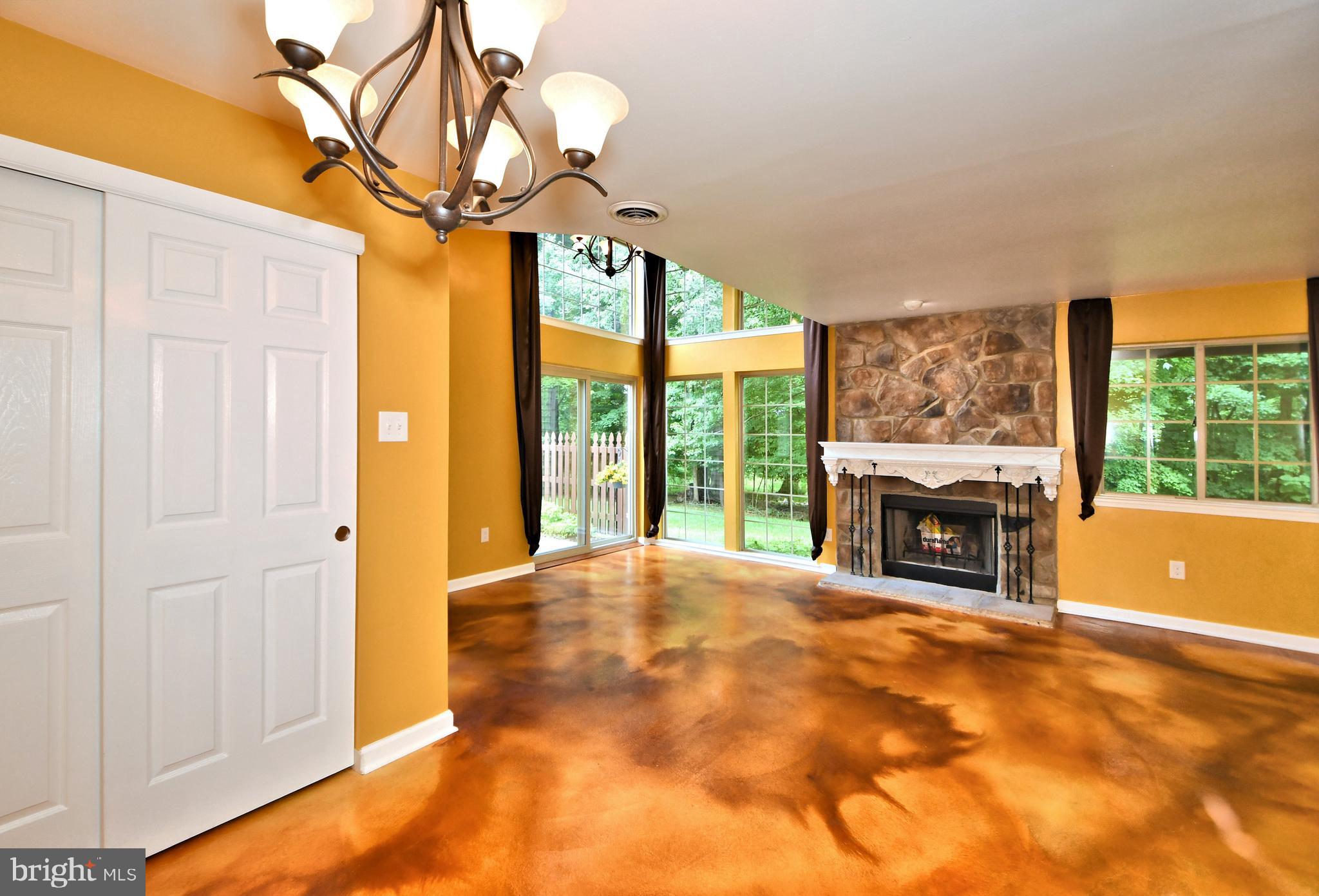 LINDENFIELD - Residential