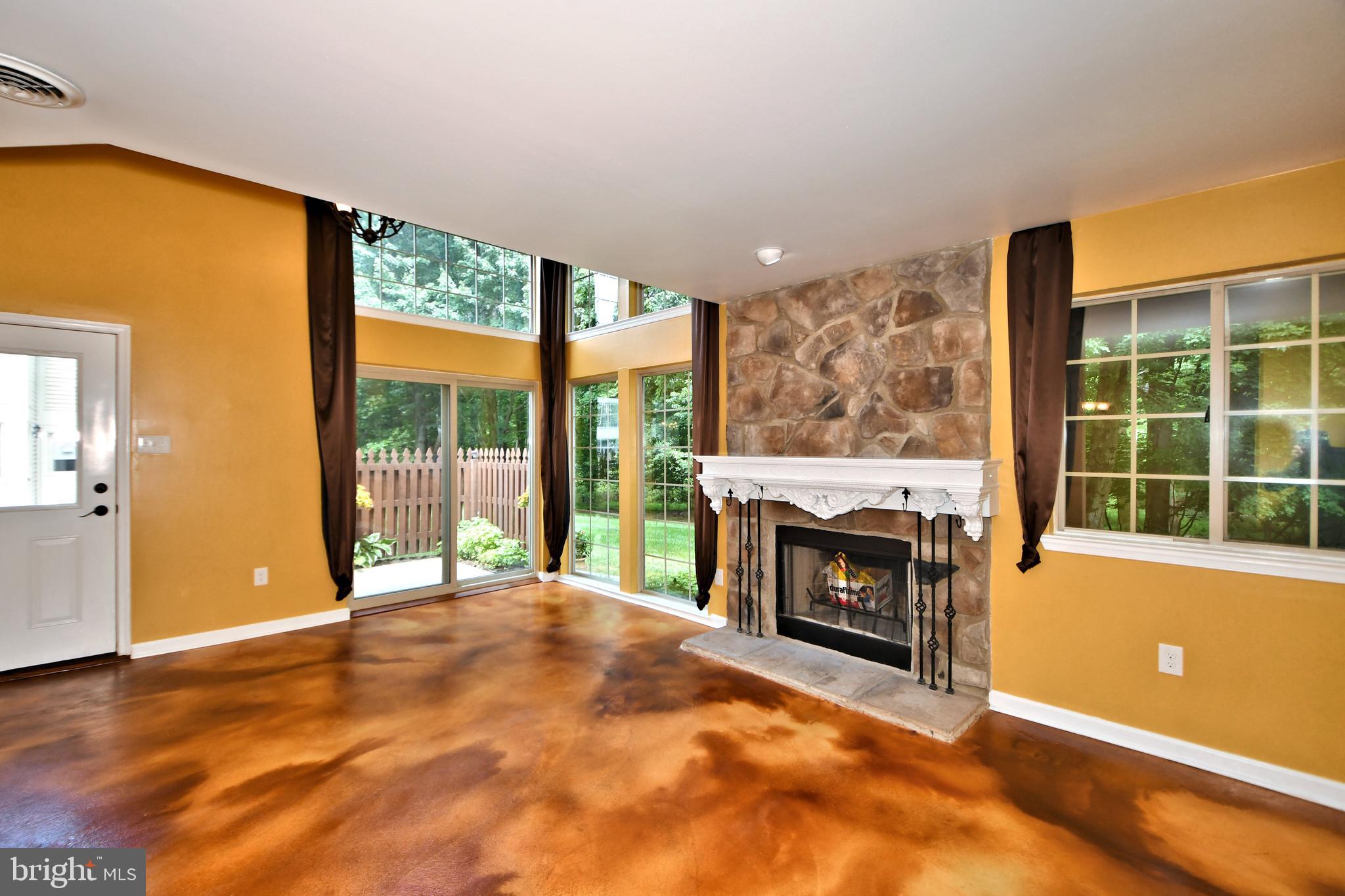 LINDENFIELD - Residential