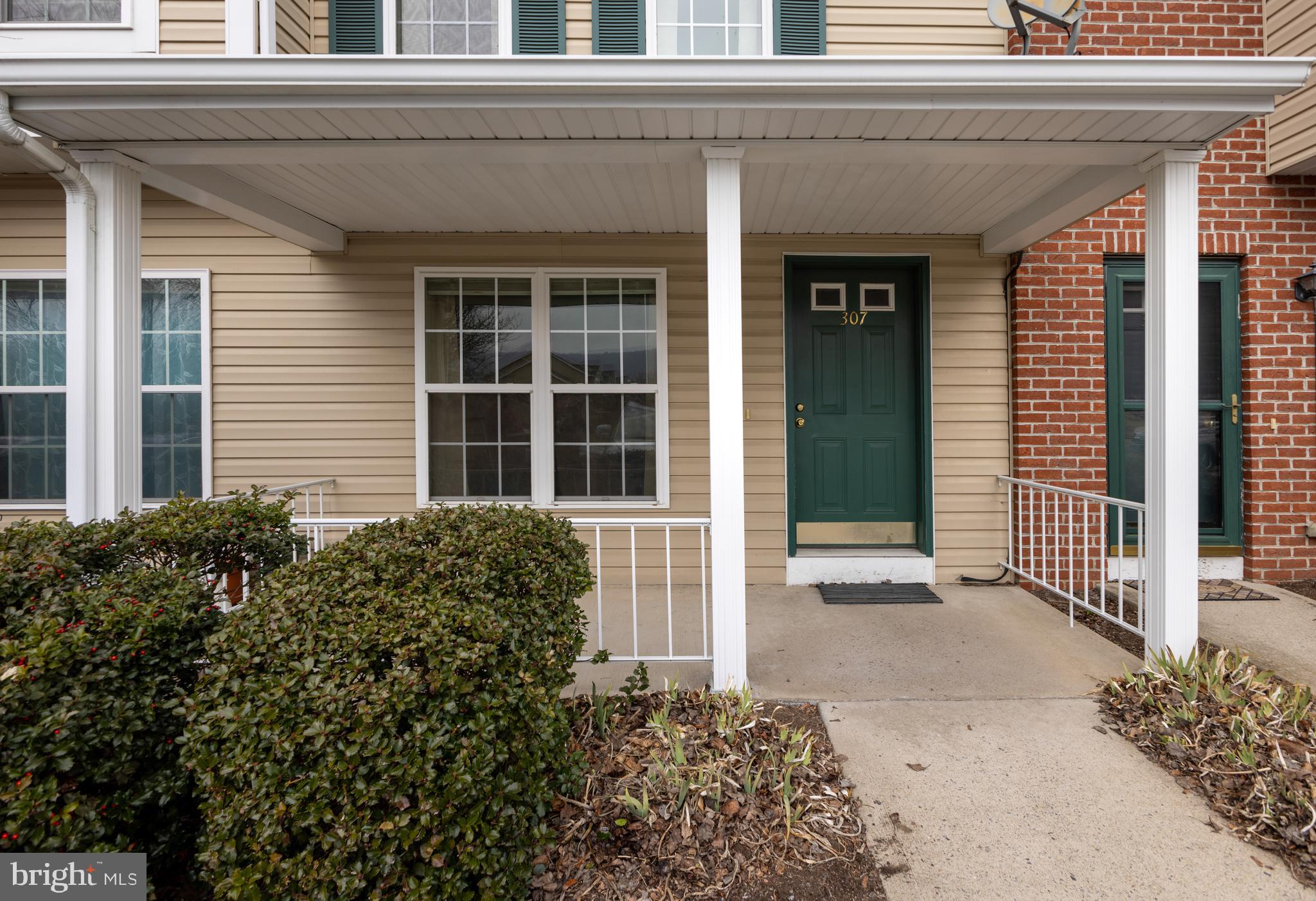 STONY POINTE - Residential