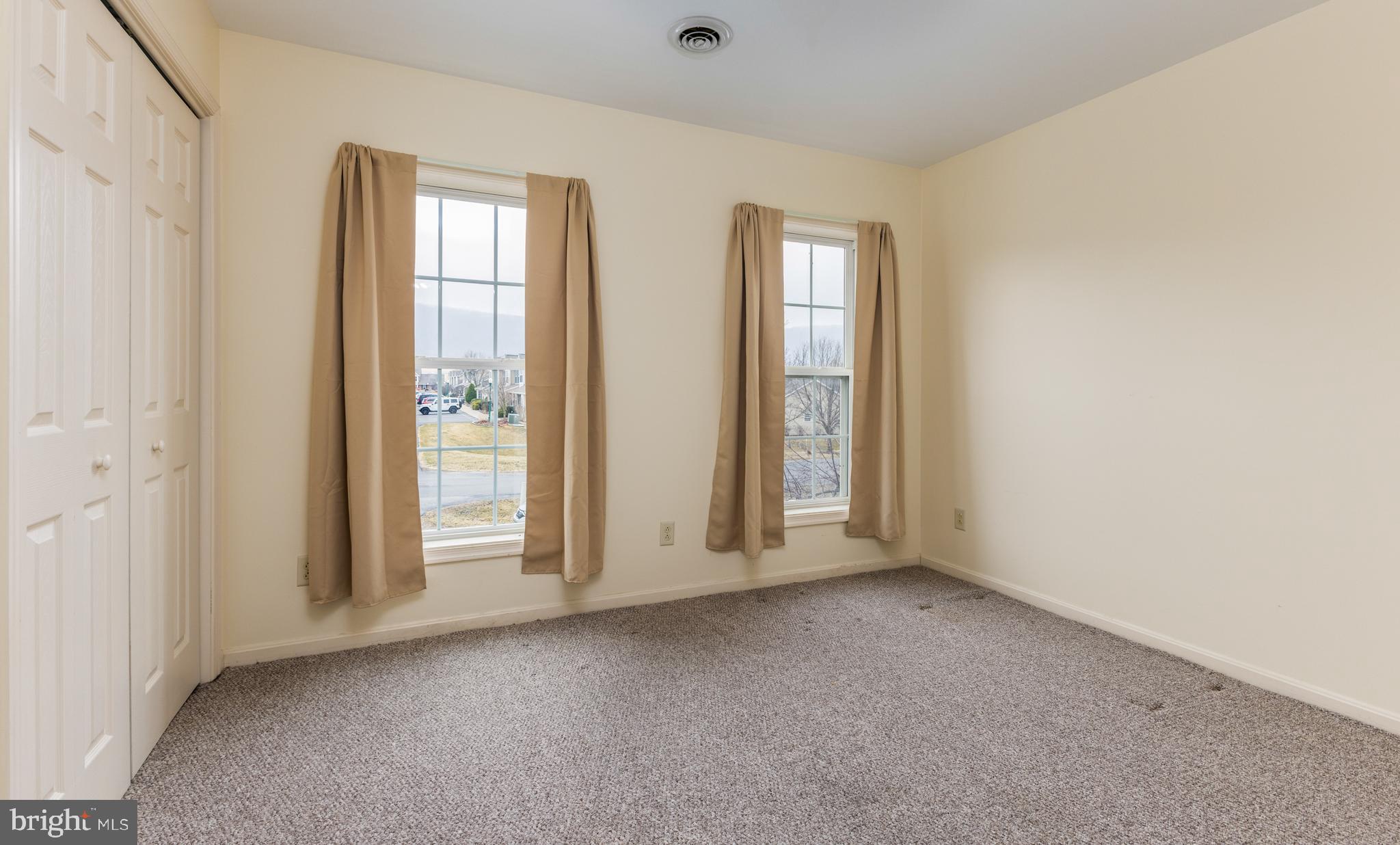 STONY POINTE - Residential