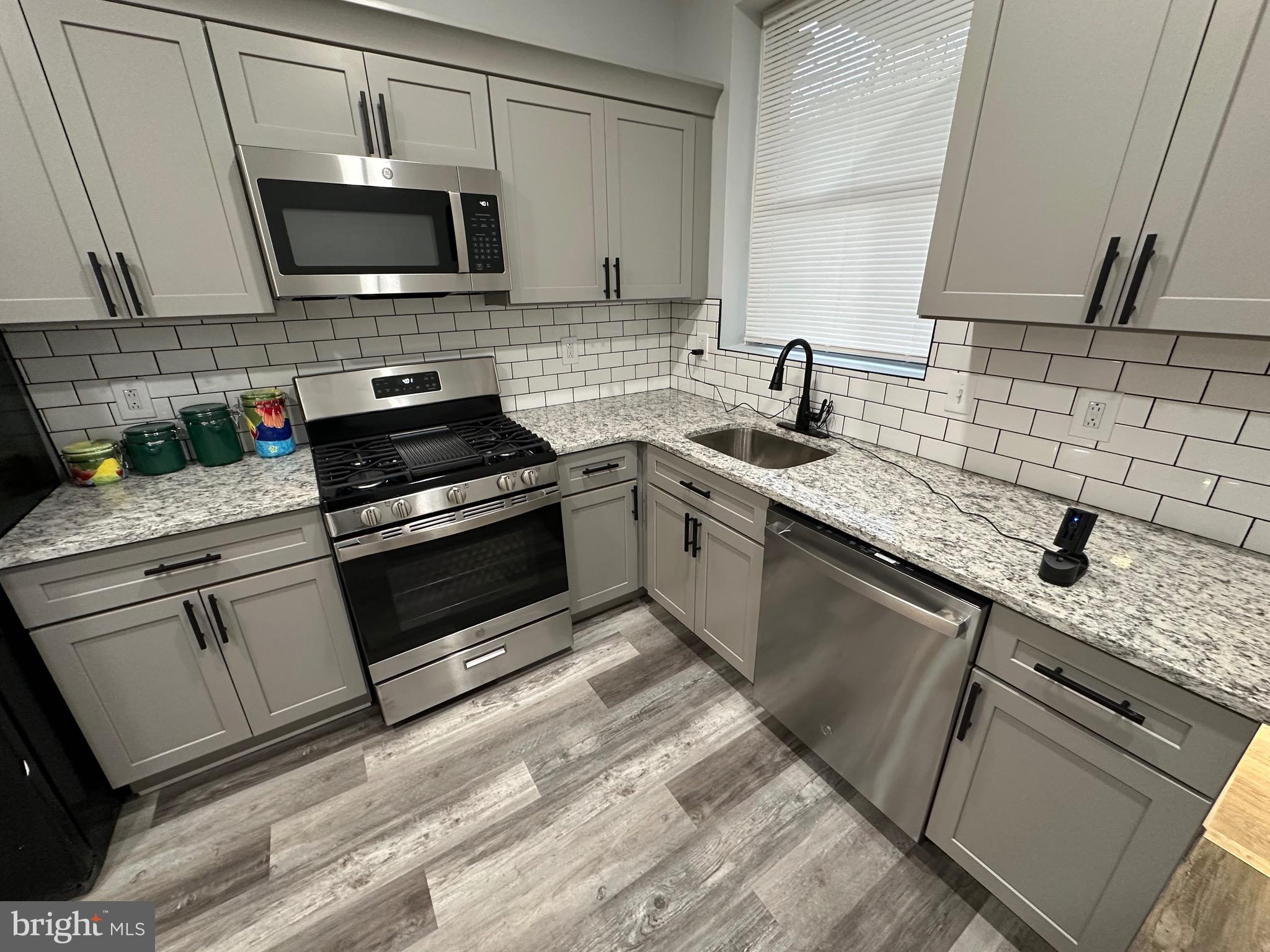 PHILADELPHIA - Residential