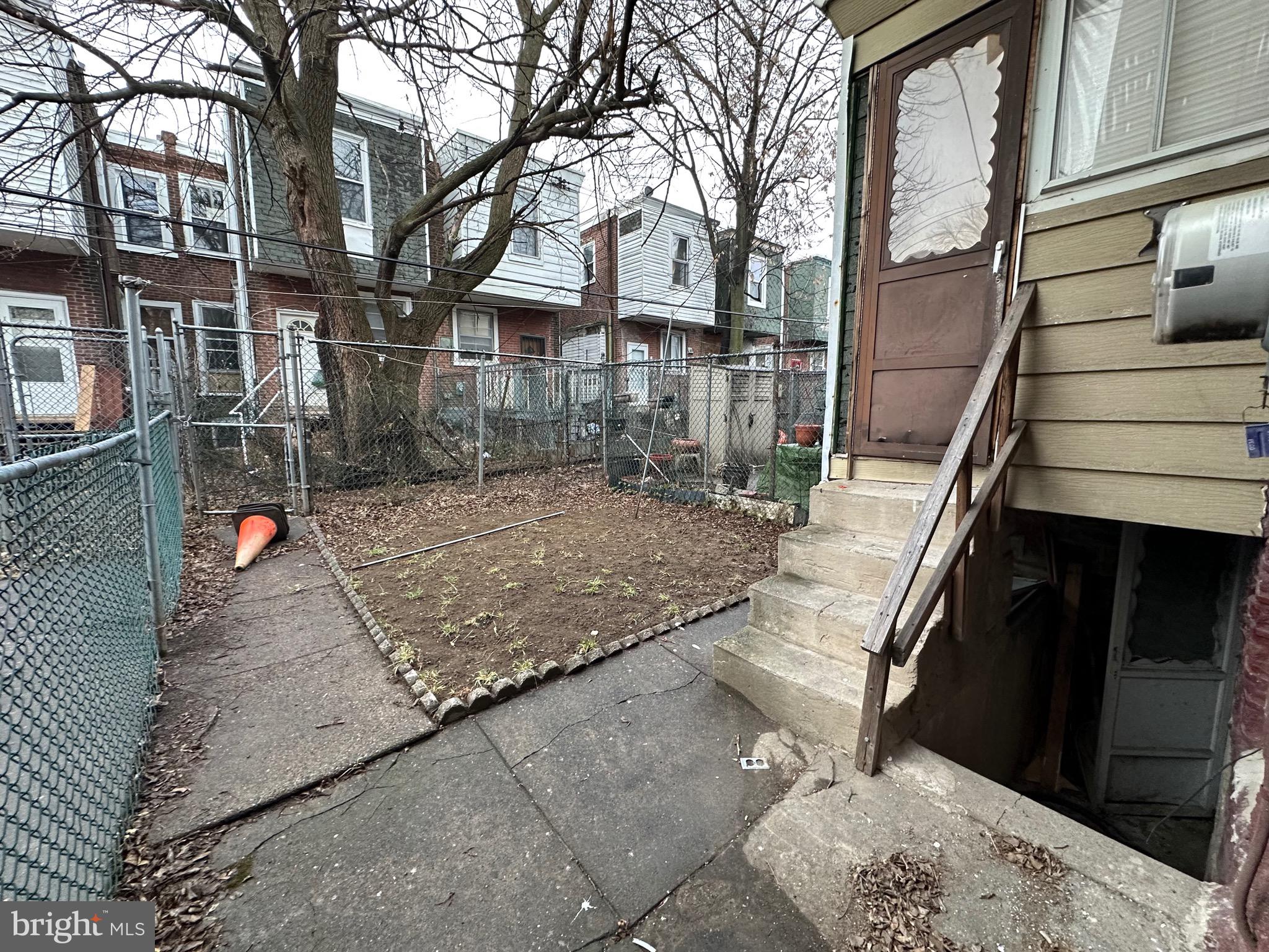 PHILADELPHIA - Residential