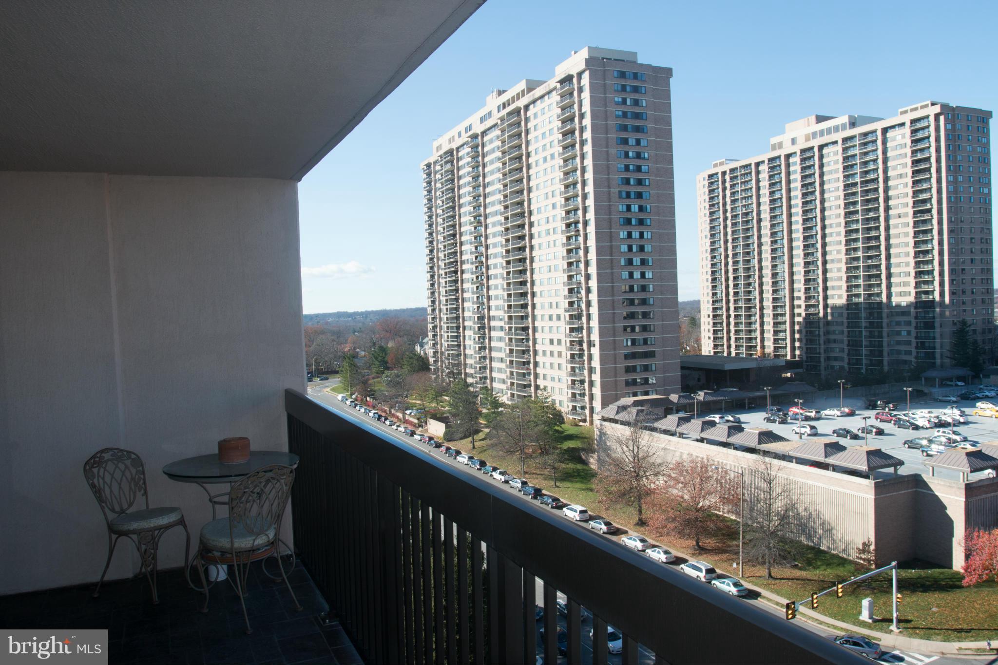 SKYLINE HOUSE - Residential