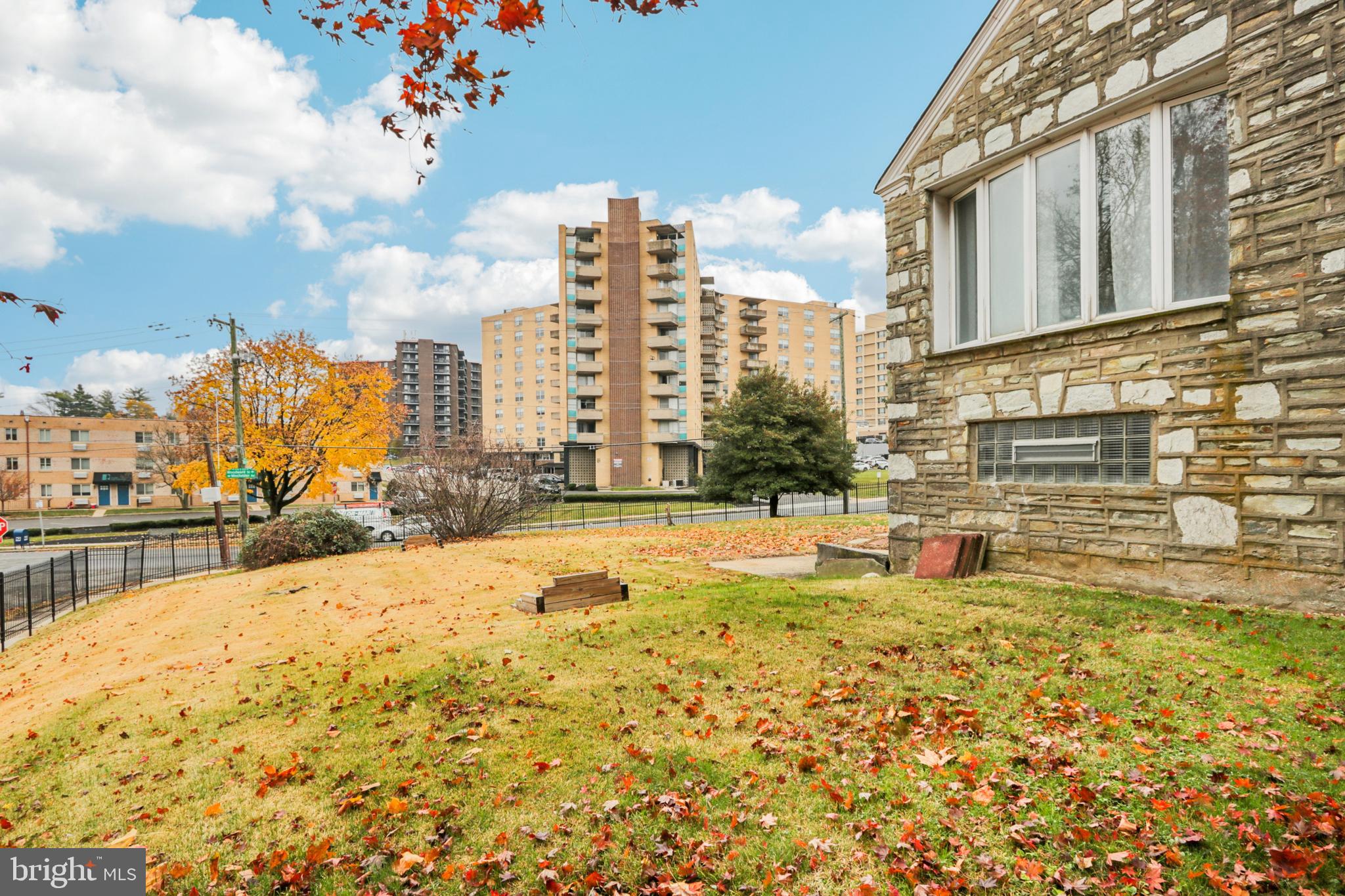 PHILADELPHIA (NORTHEAST) - Residential