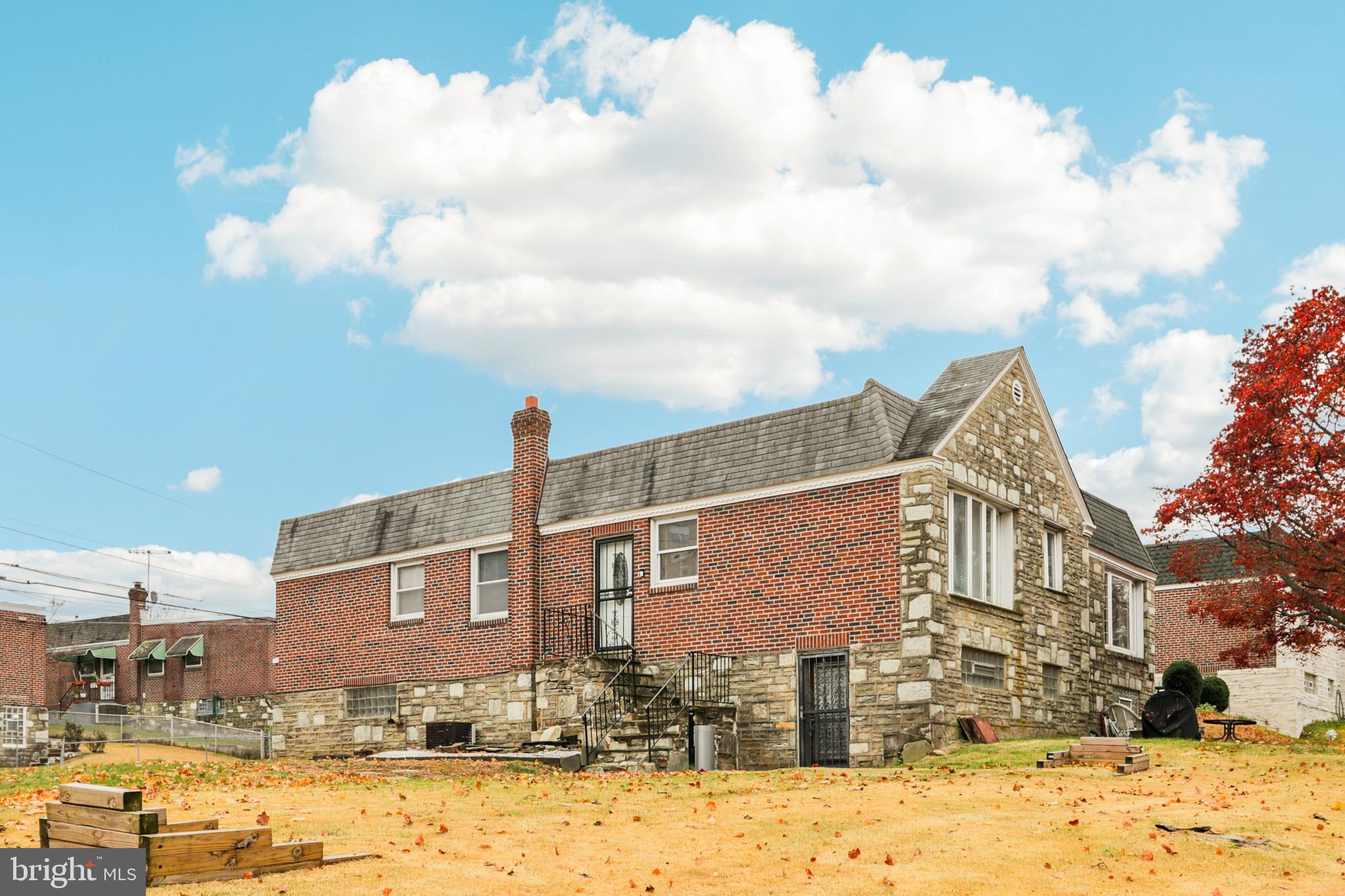 PHILADELPHIA (NORTHEAST) - Residential