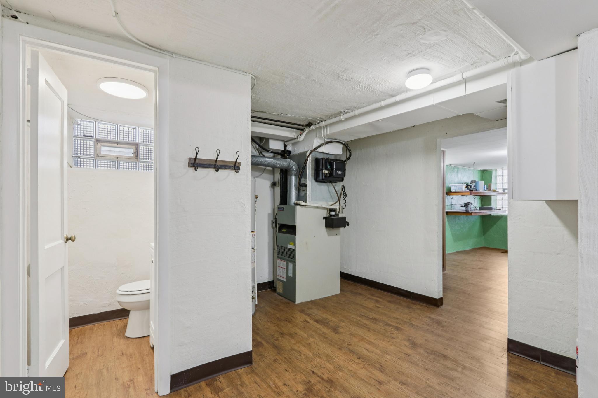 PHILADELPHIA (NORTHEAST) - Residential