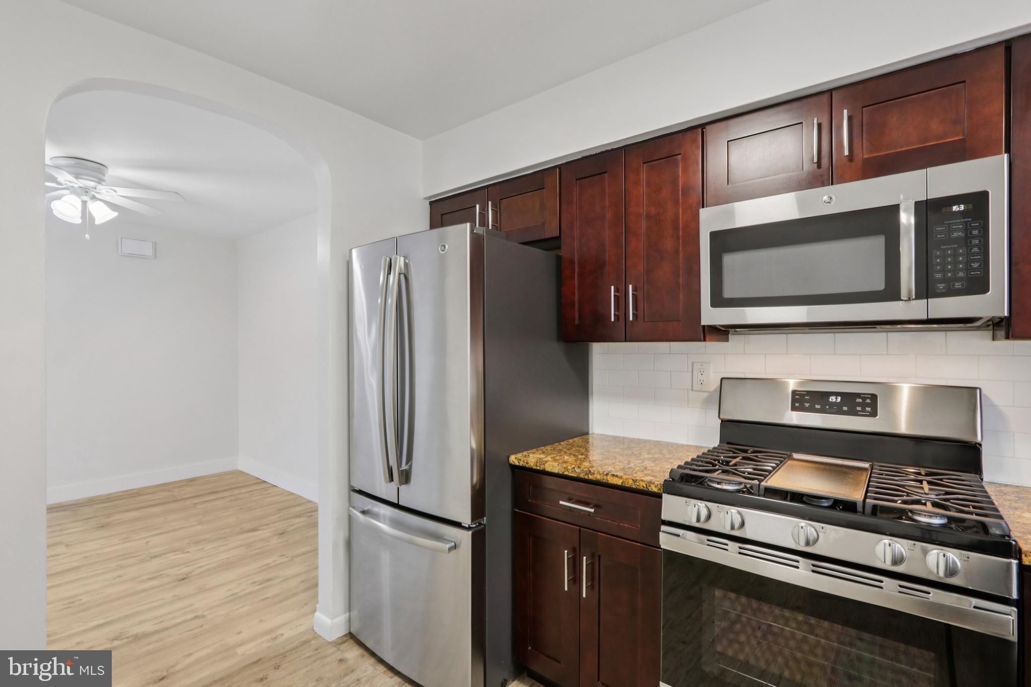 PHILADELPHIA (NORTHEAST) - Residential