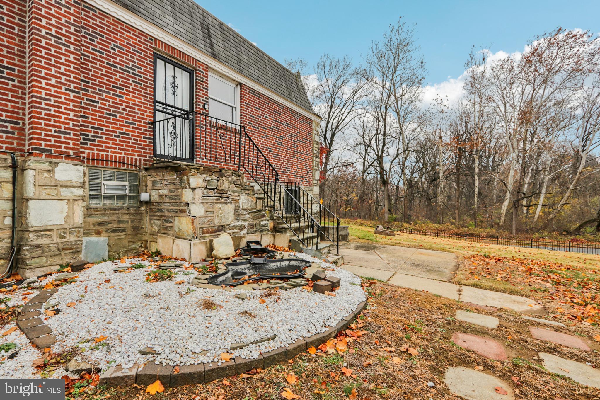 PHILADELPHIA (NORTHEAST) - Residential