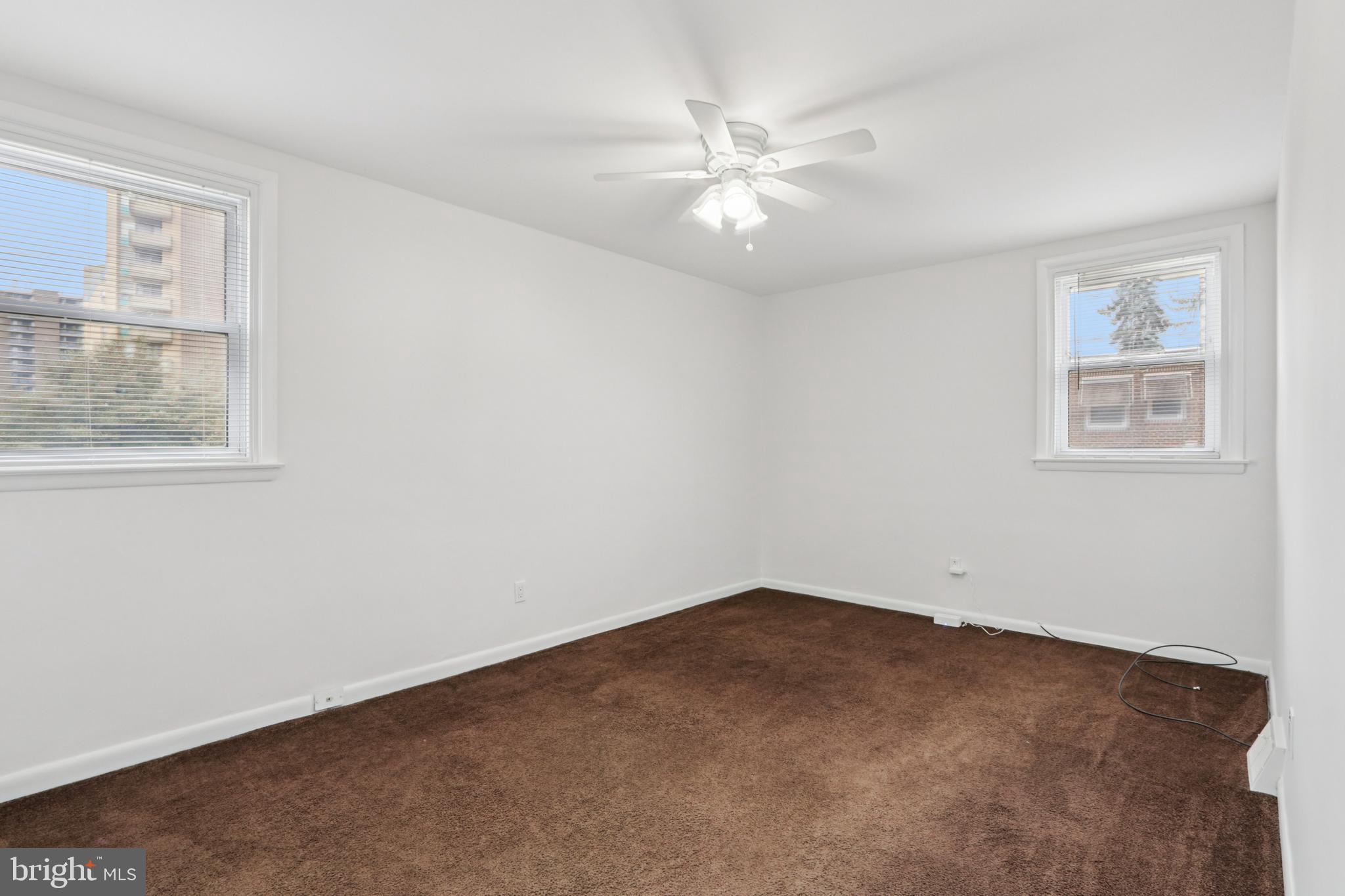 PHILADELPHIA (NORTHEAST) - Residential