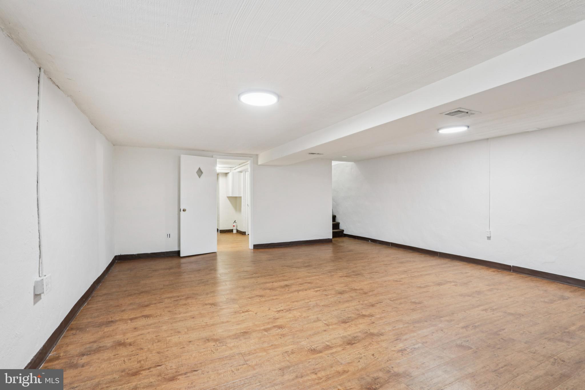 PHILADELPHIA (NORTHEAST) - Residential