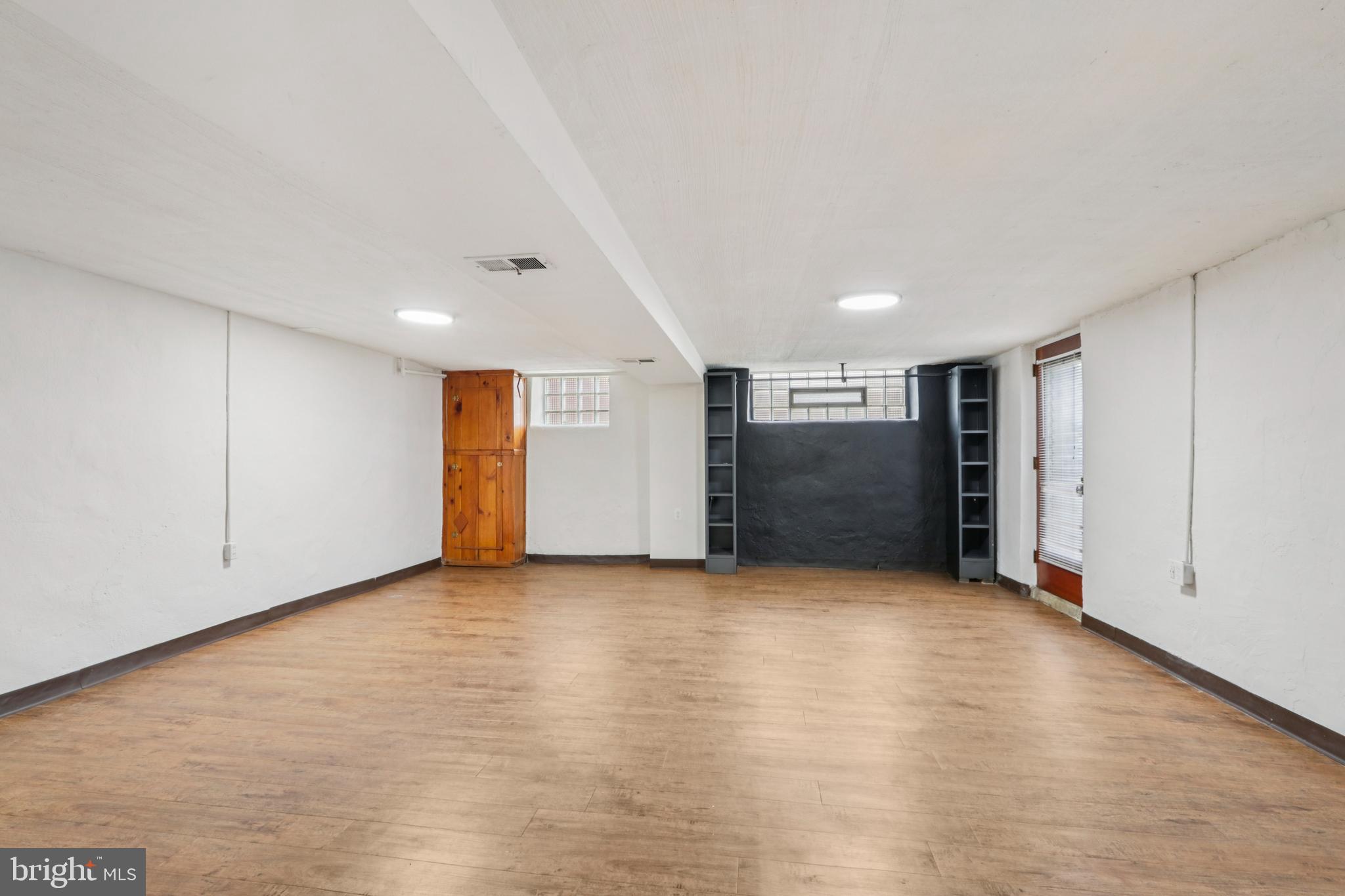 PHILADELPHIA (NORTHEAST) - Residential