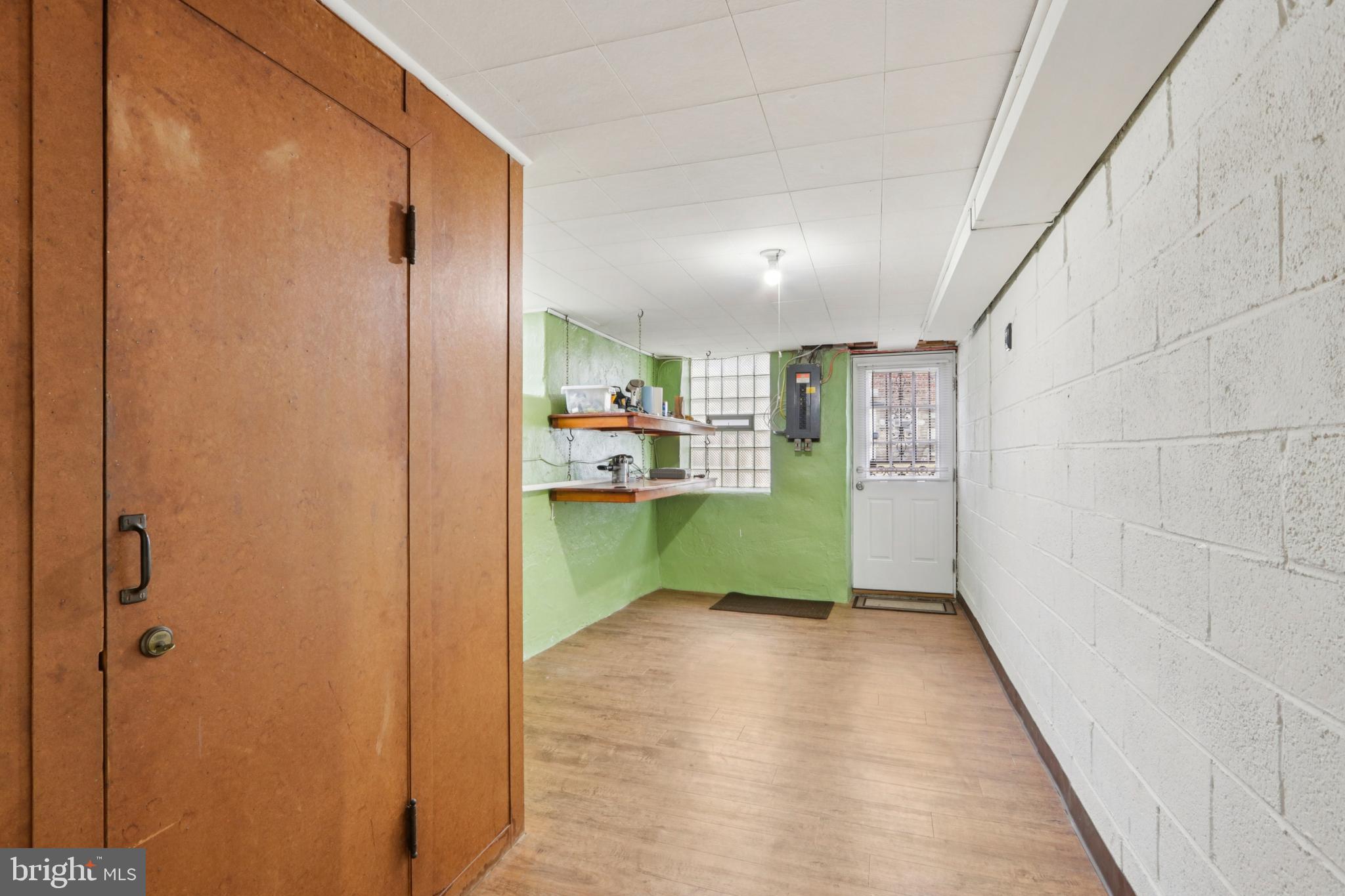 PHILADELPHIA (NORTHEAST) - Residential