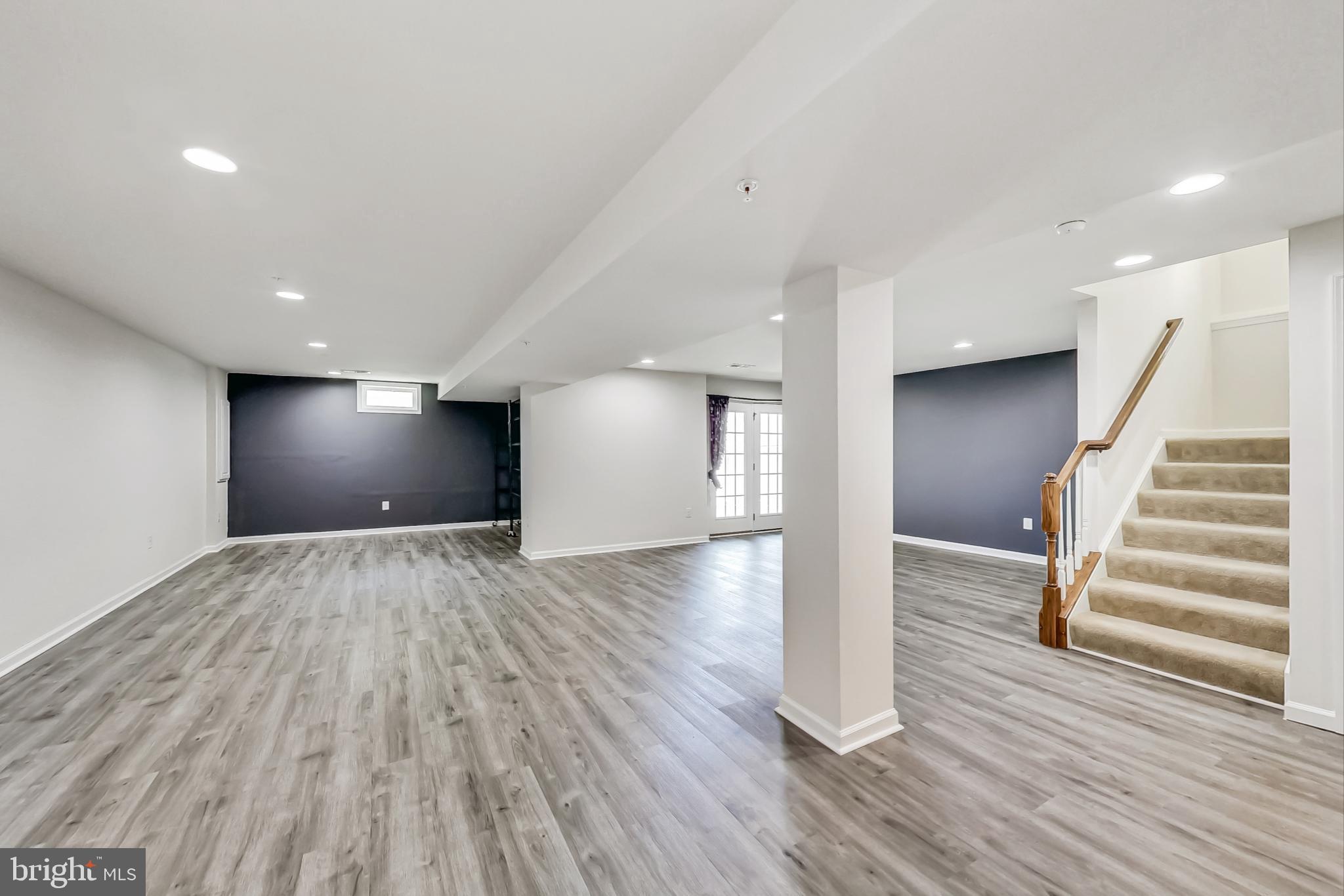 CLARKSBURG VILLAGE - Residential Lease