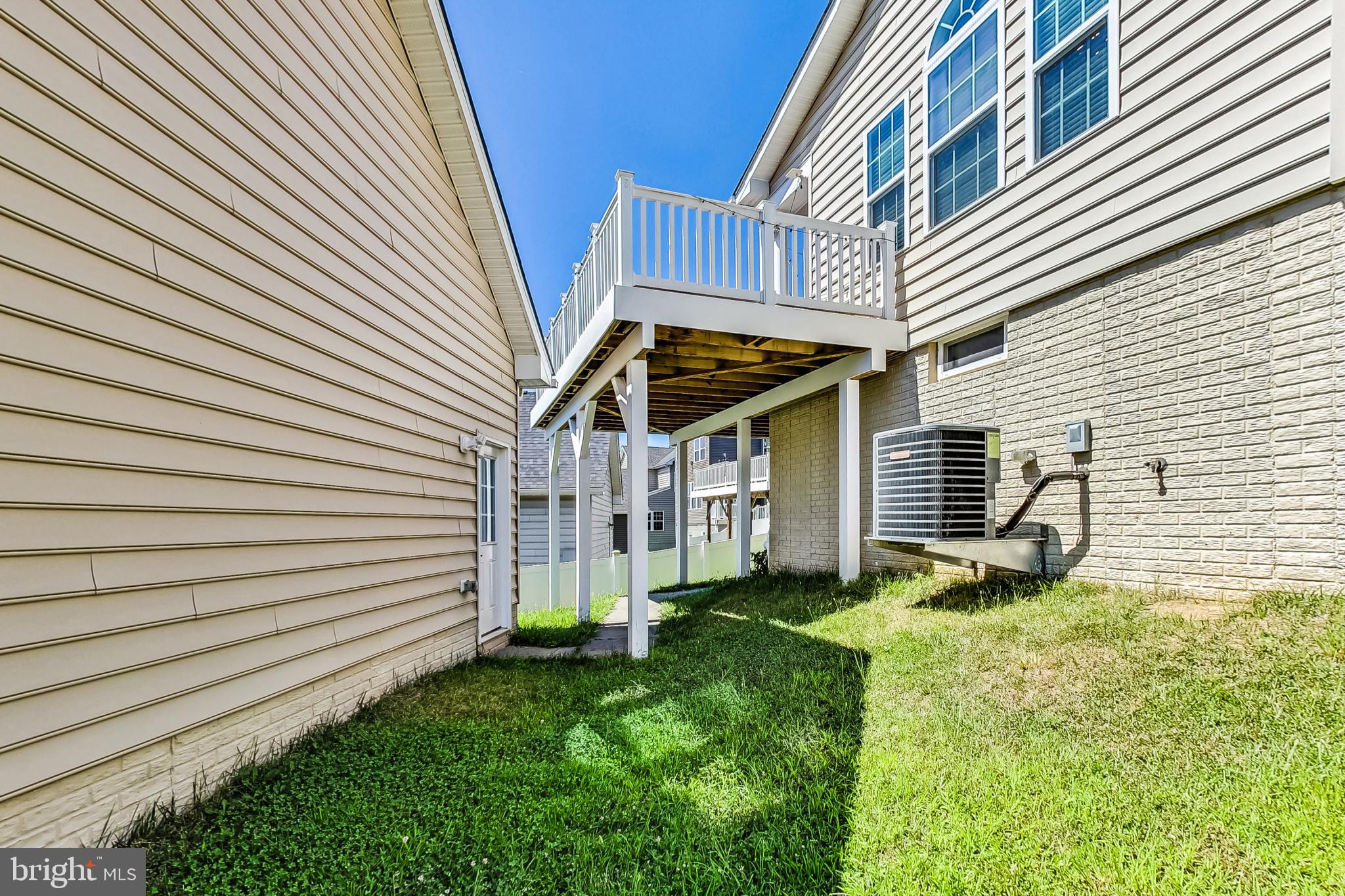 CLARKSBURG VILLAGE - Residential Lease