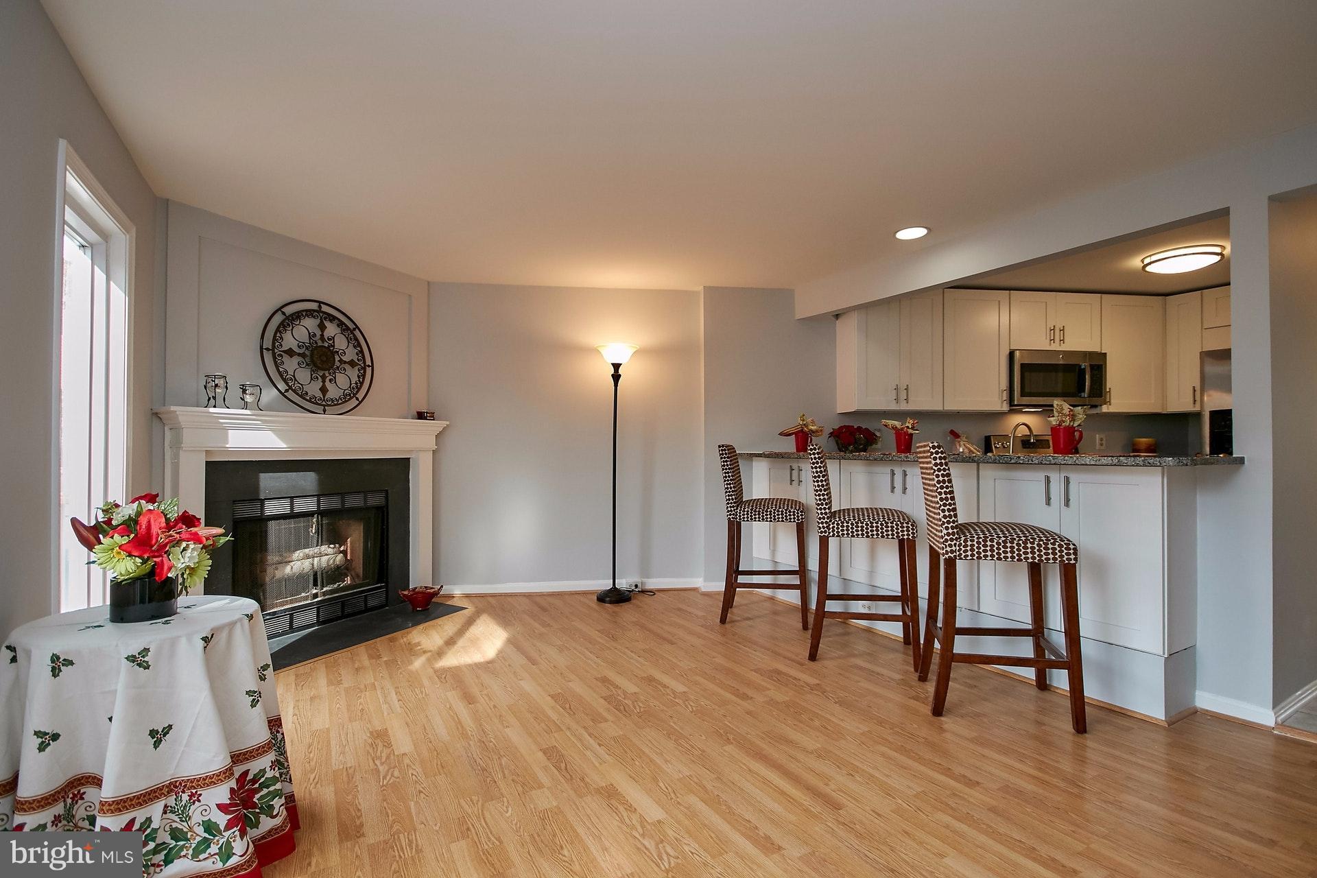 RESTON - Residential