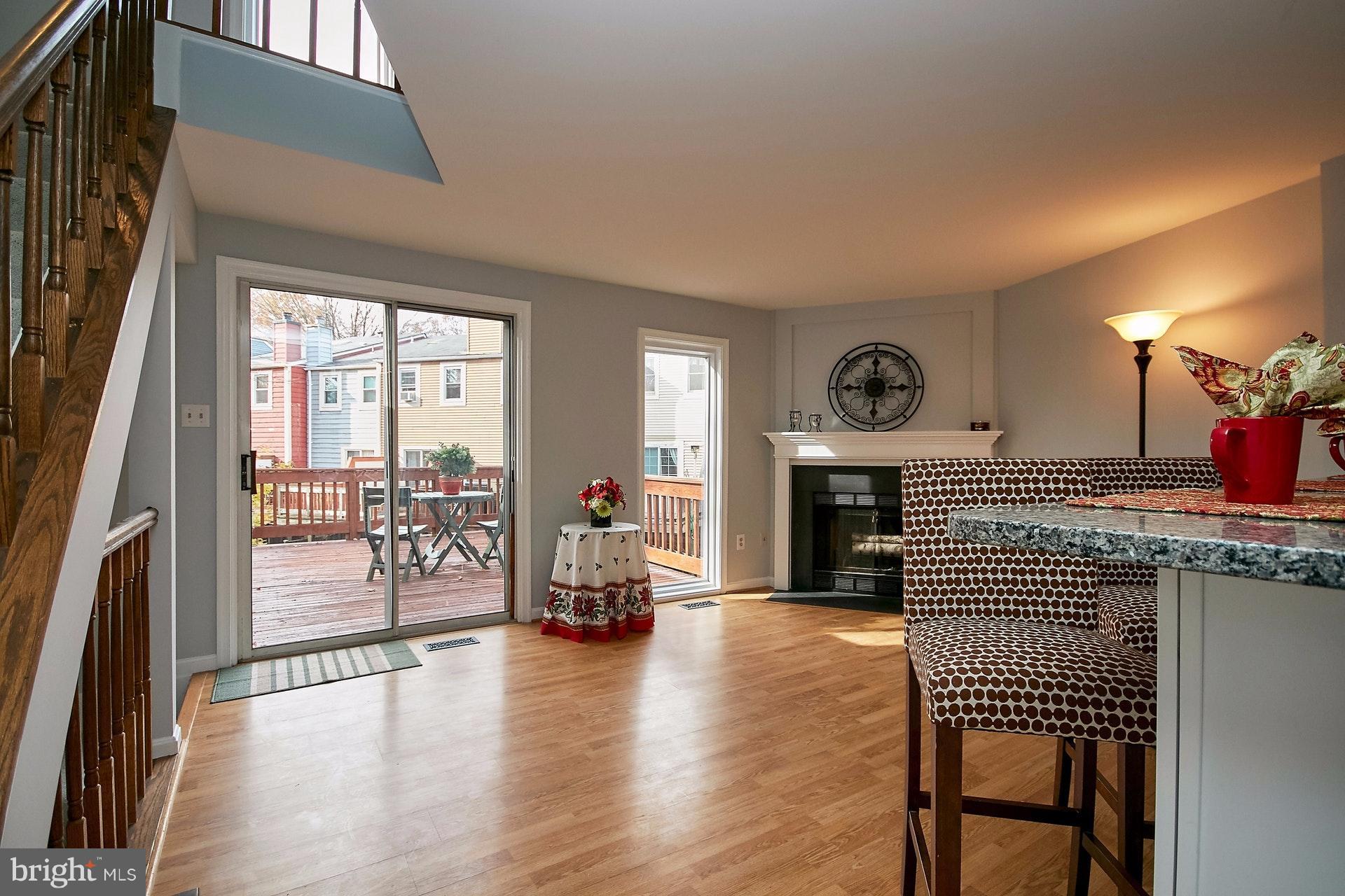 RESTON - Residential