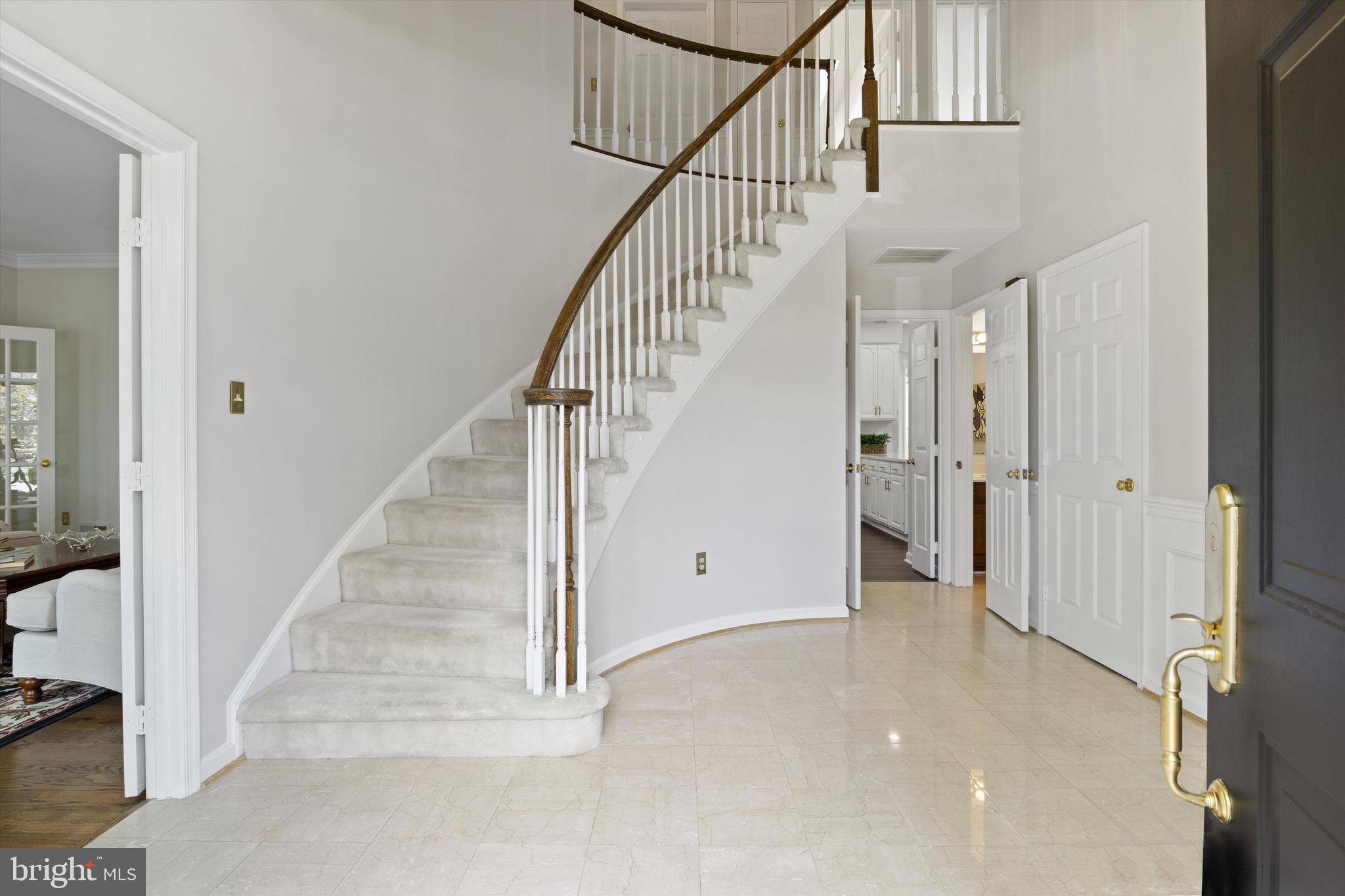 CROSSPOINTE - Residential