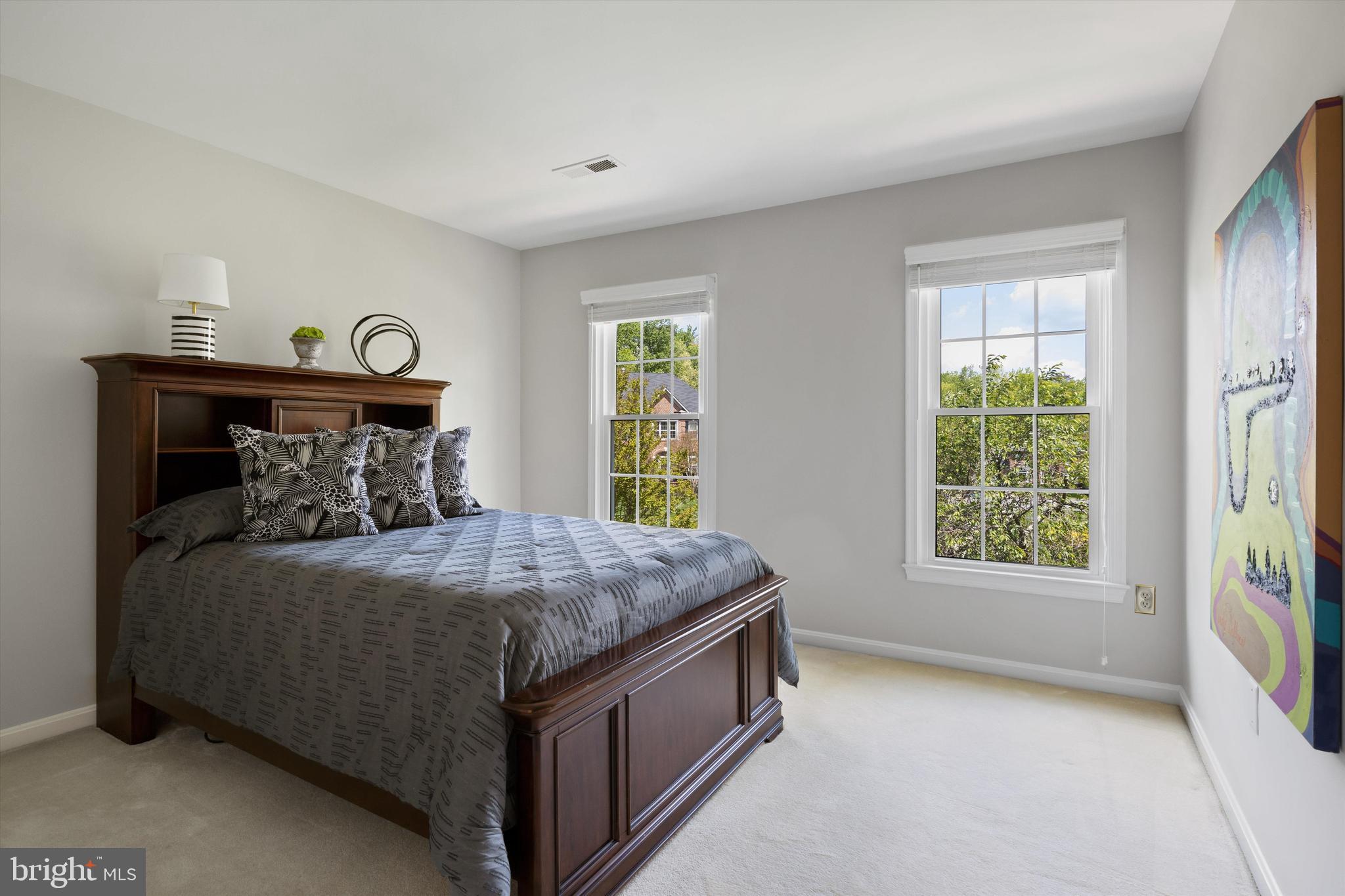 CROSSPOINTE - Residential