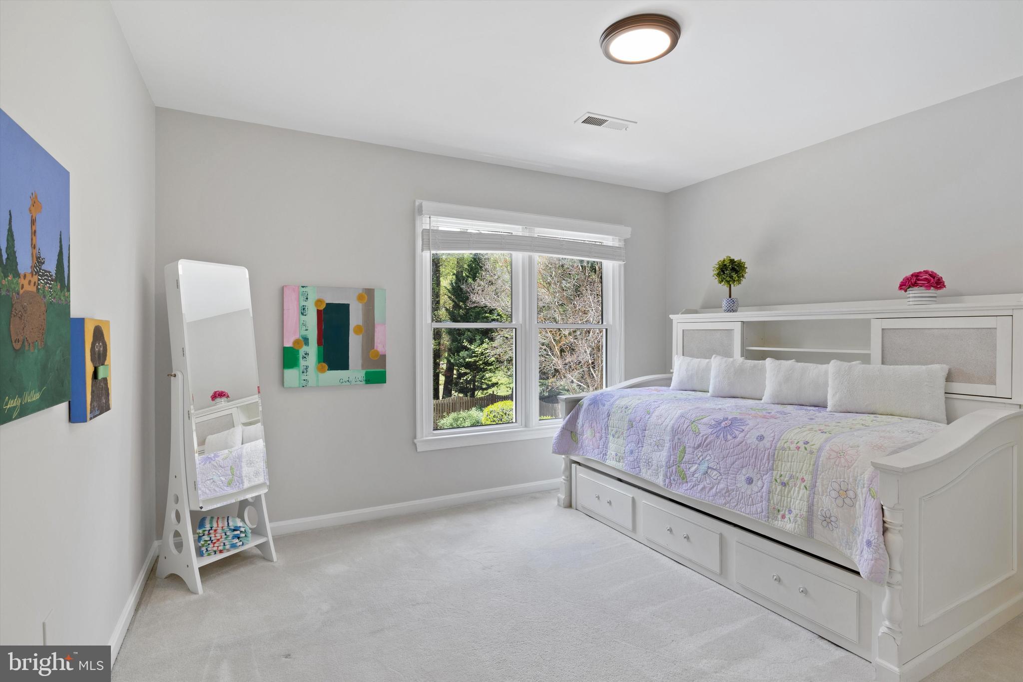 CROSSPOINTE - Residential