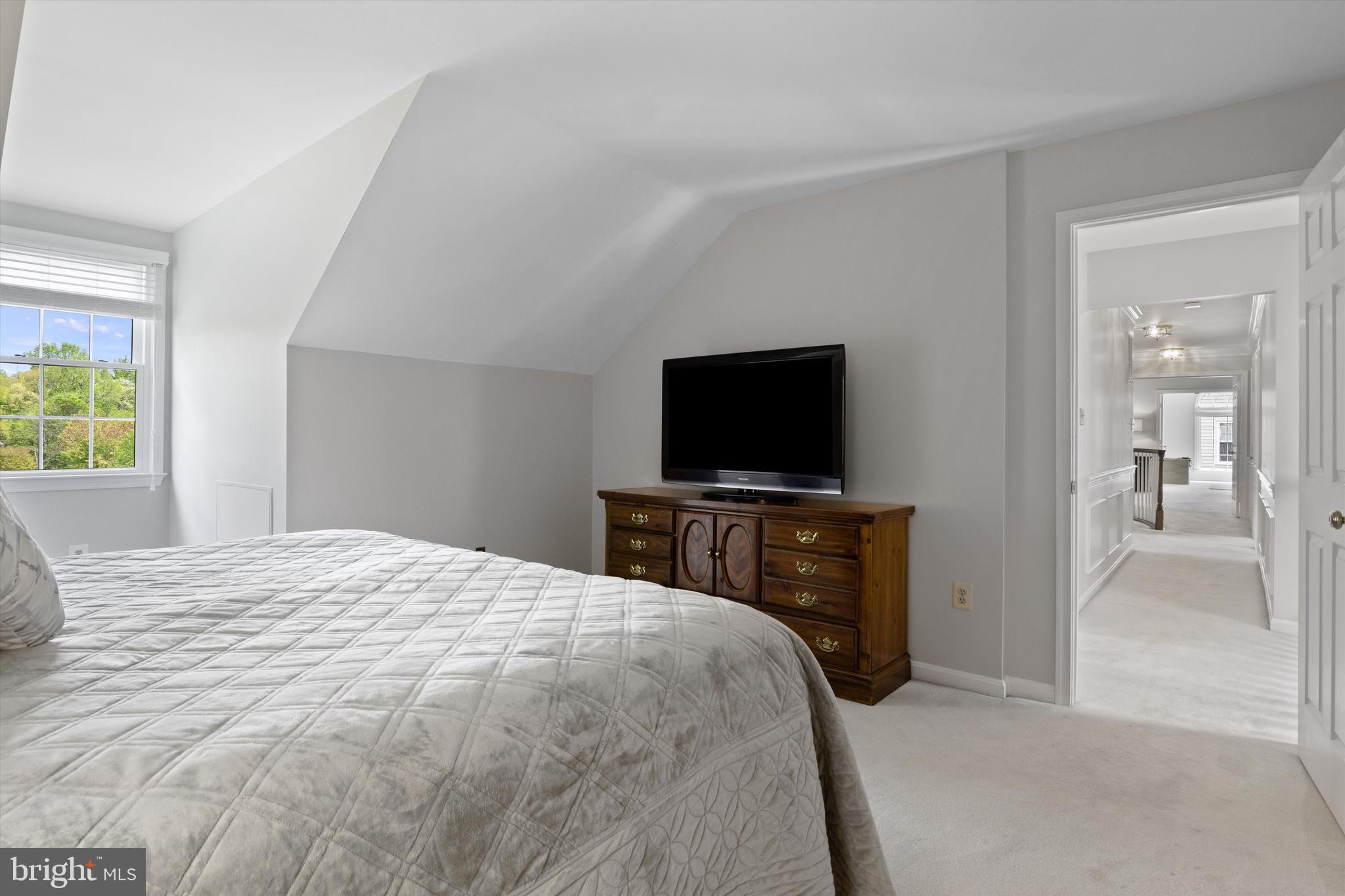 CROSSPOINTE - Residential