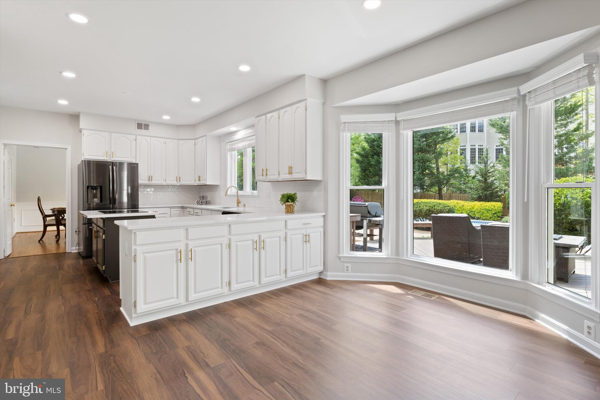 CROSSPOINTE - Residential