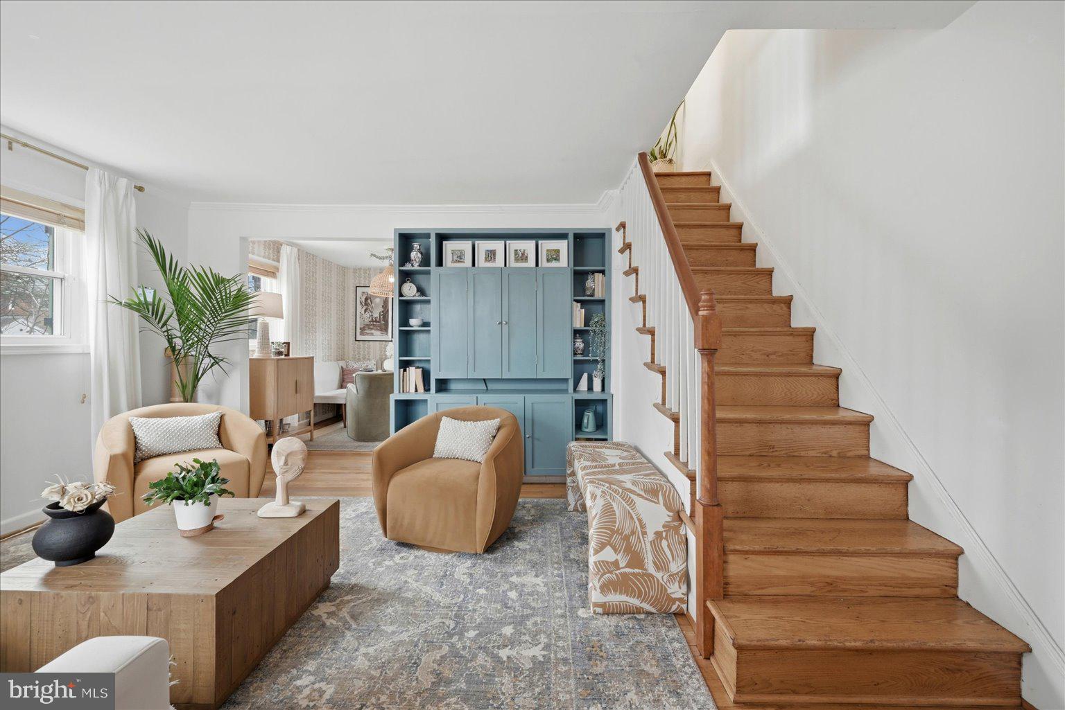 127 E GLENDALE AVENUE