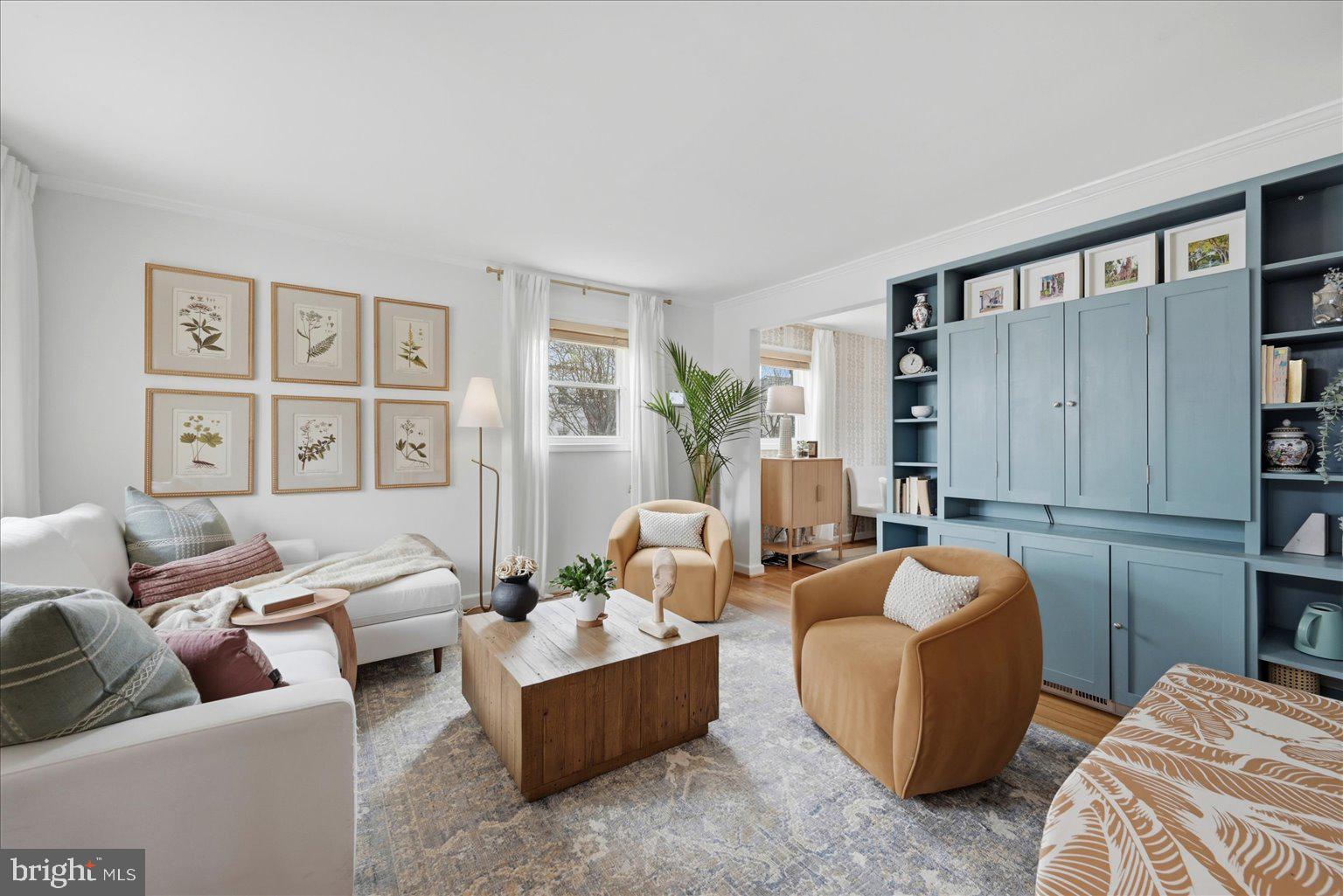 127 E GLENDALE AVENUE