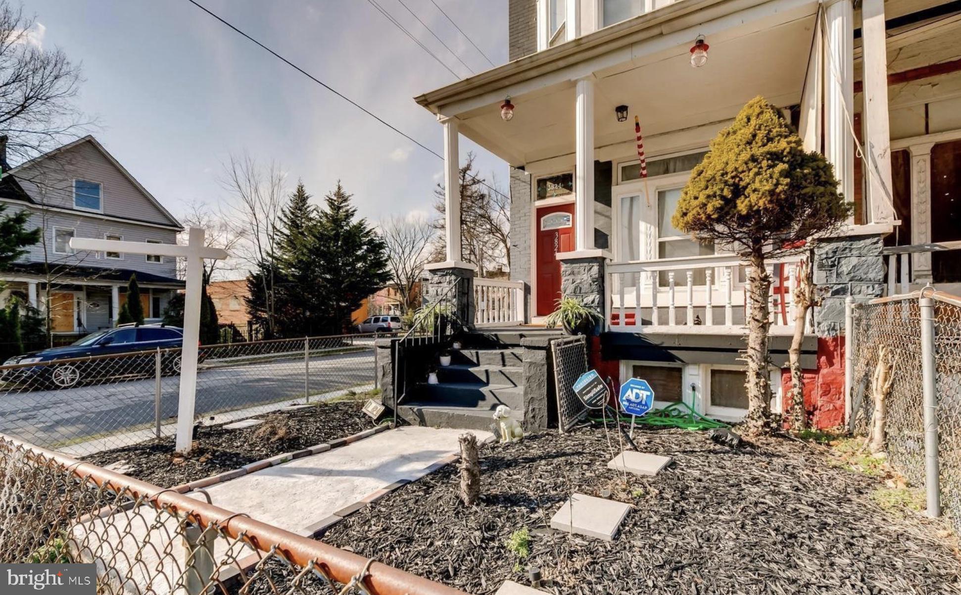 WEST FOREST PARK - Residential