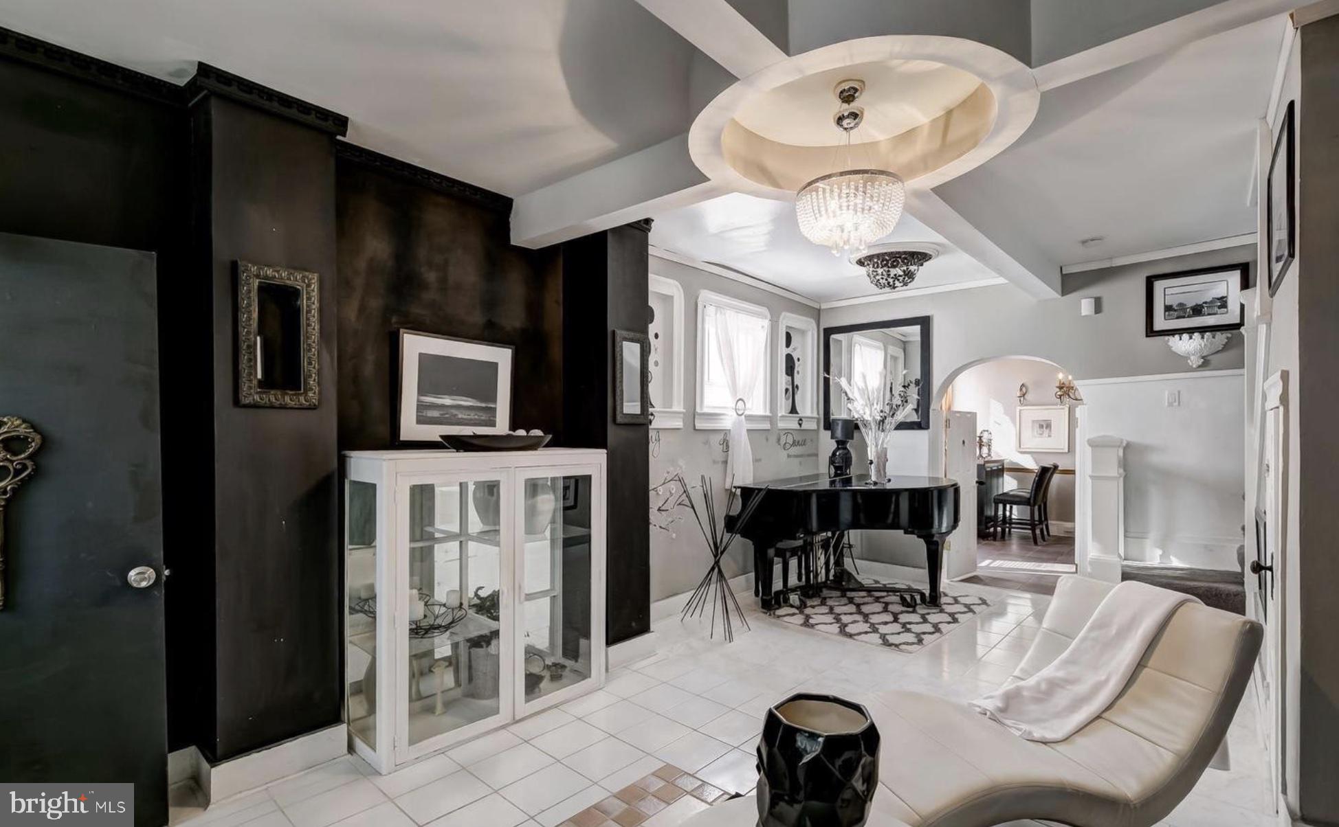 WEST FOREST PARK - Residential