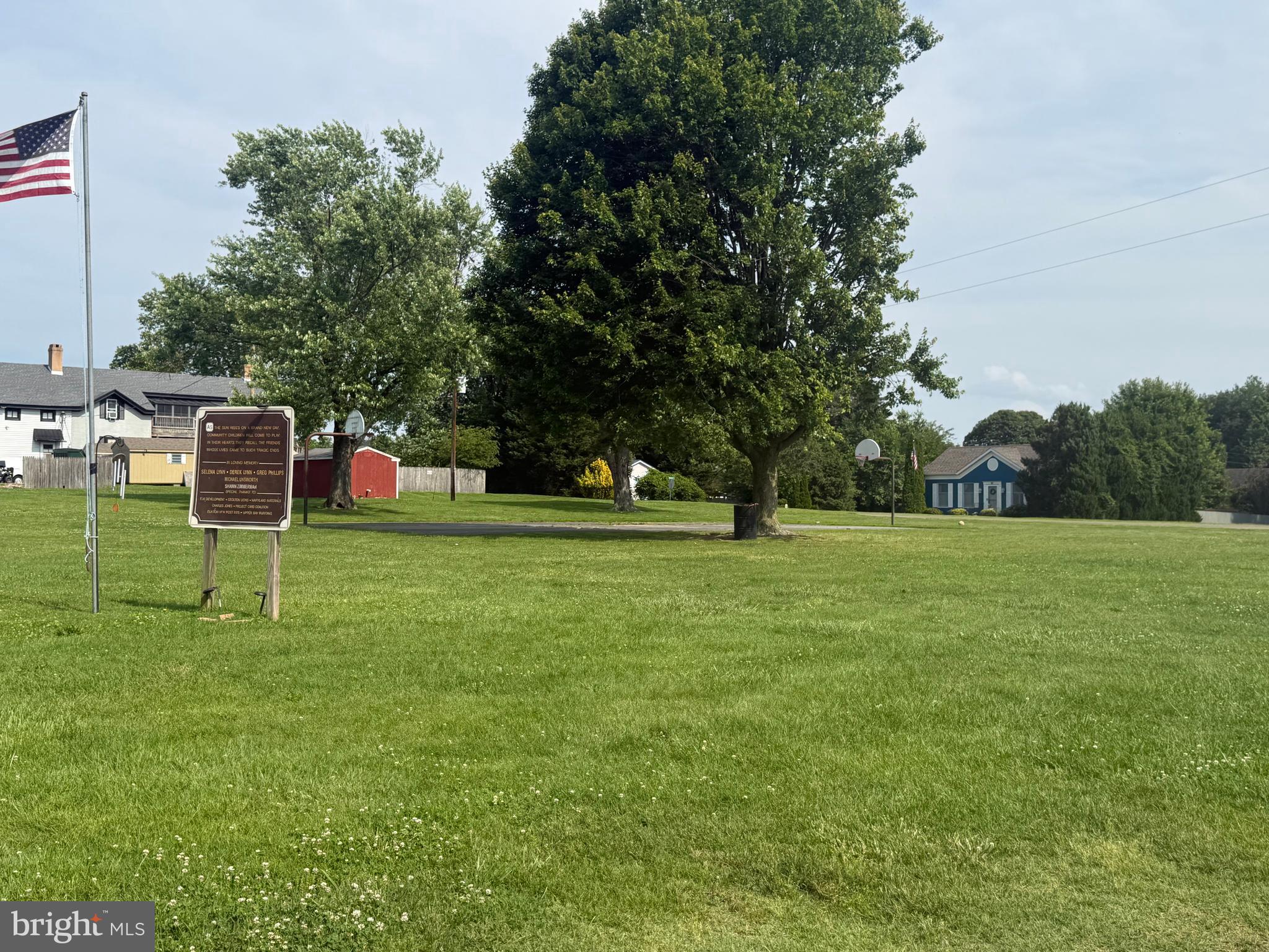 CRYSTAL BEACH - Residential