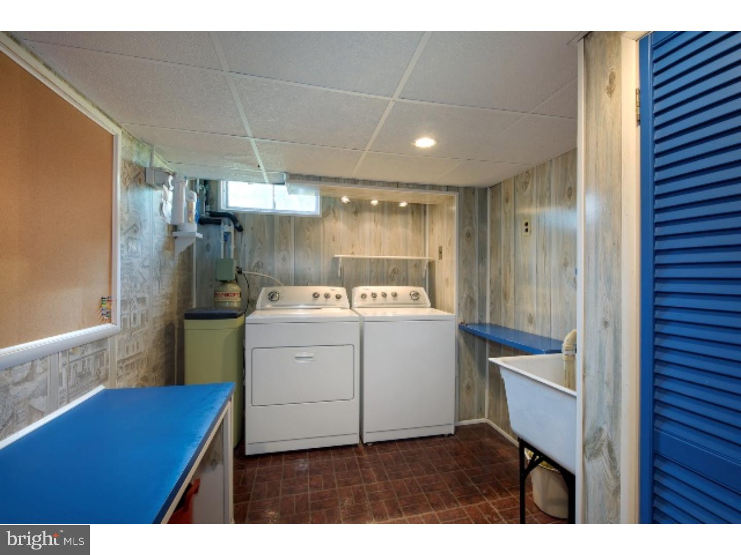 COLONY PARK - Residential