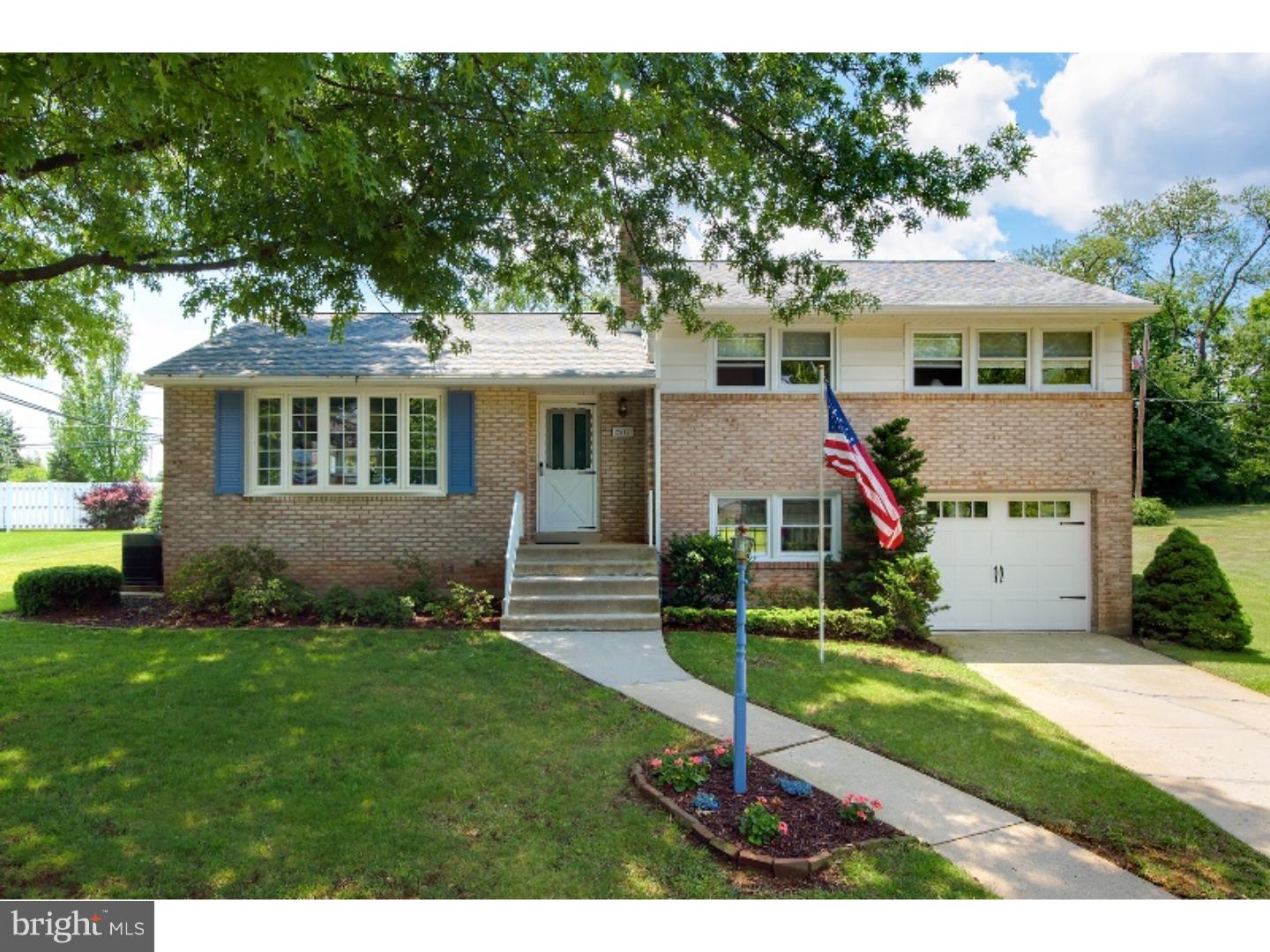 COLONY PARK - Residential