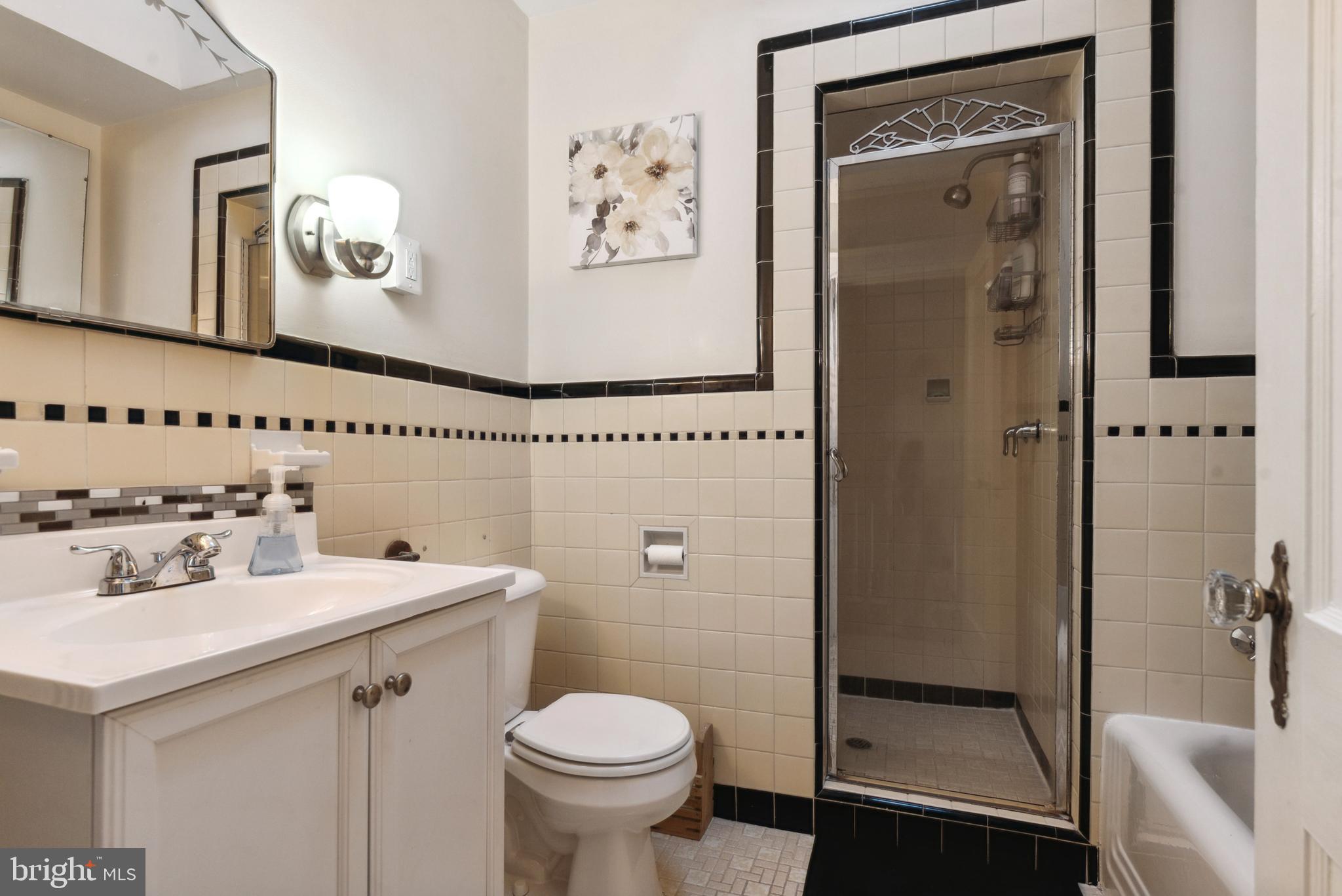 WEST OAK LANE - Residential