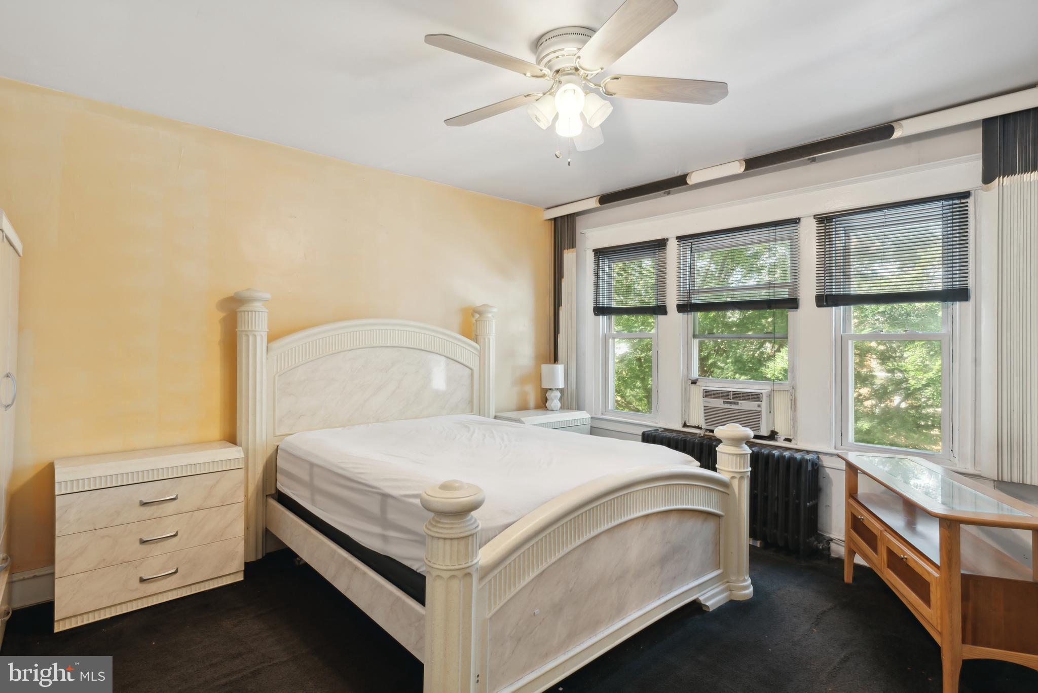 WEST OAK LANE - Residential