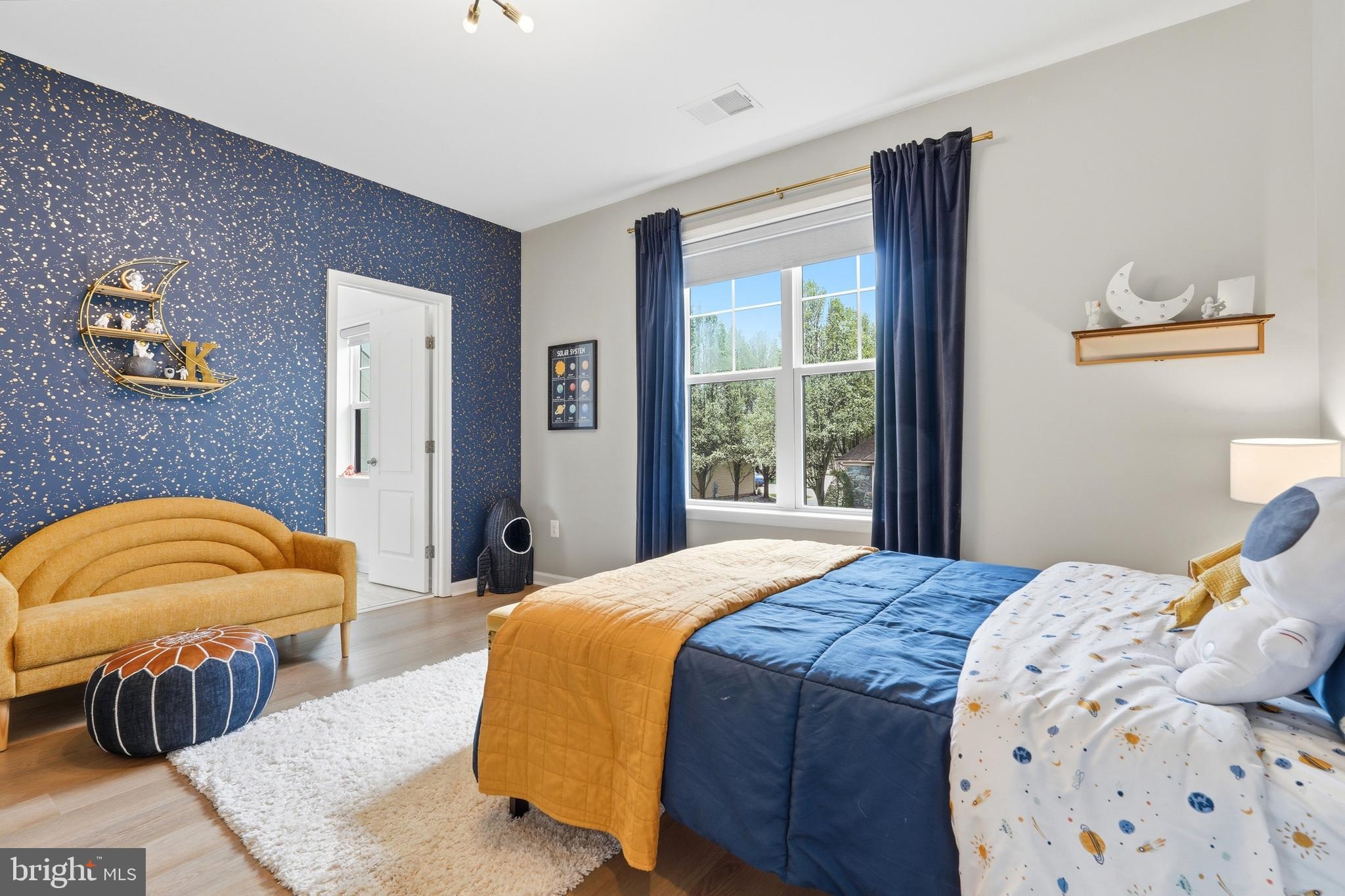 WORMANS MILL - Residential