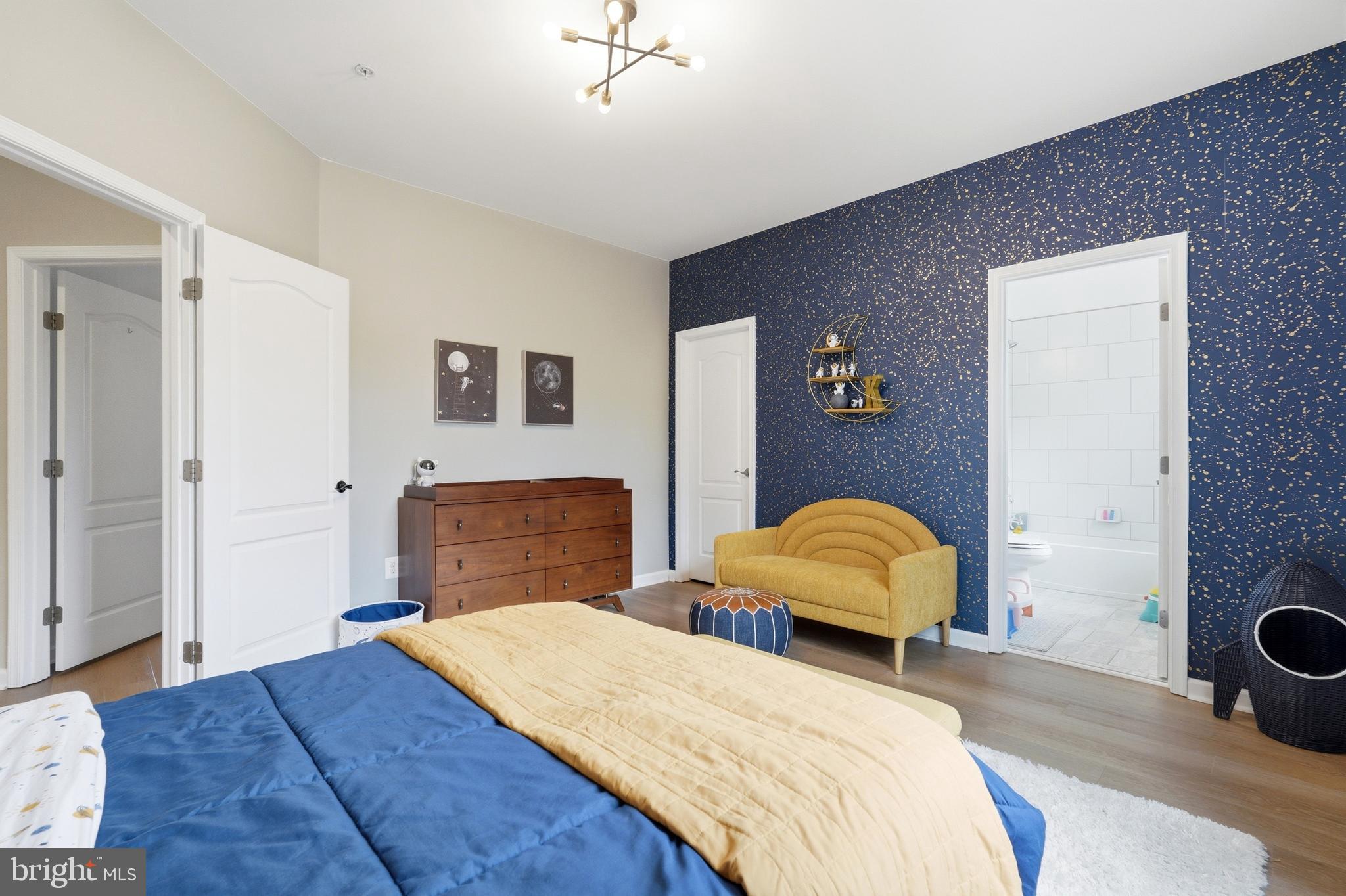 WORMANS MILL - Residential