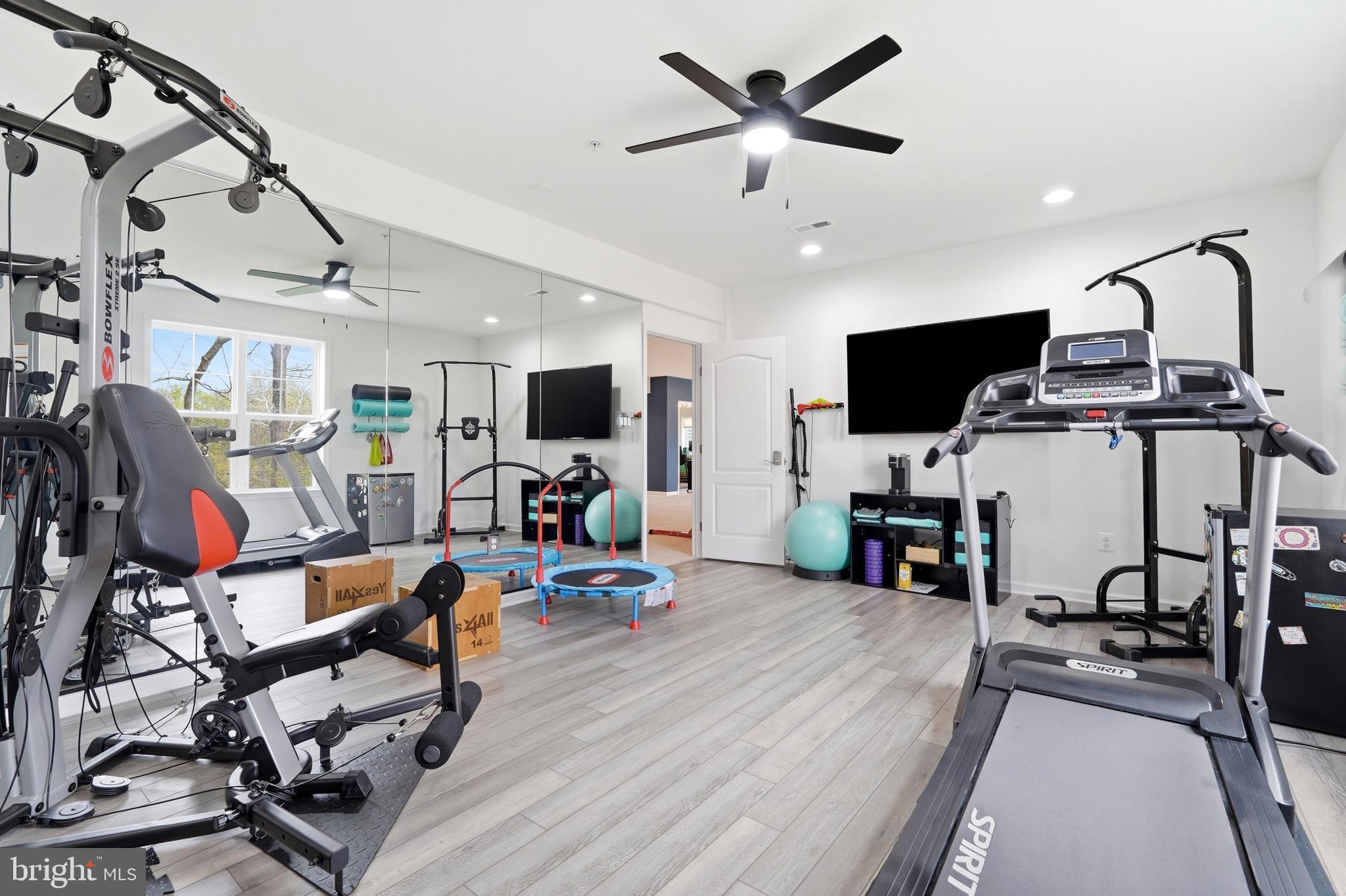 WORMANS MILL - Residential