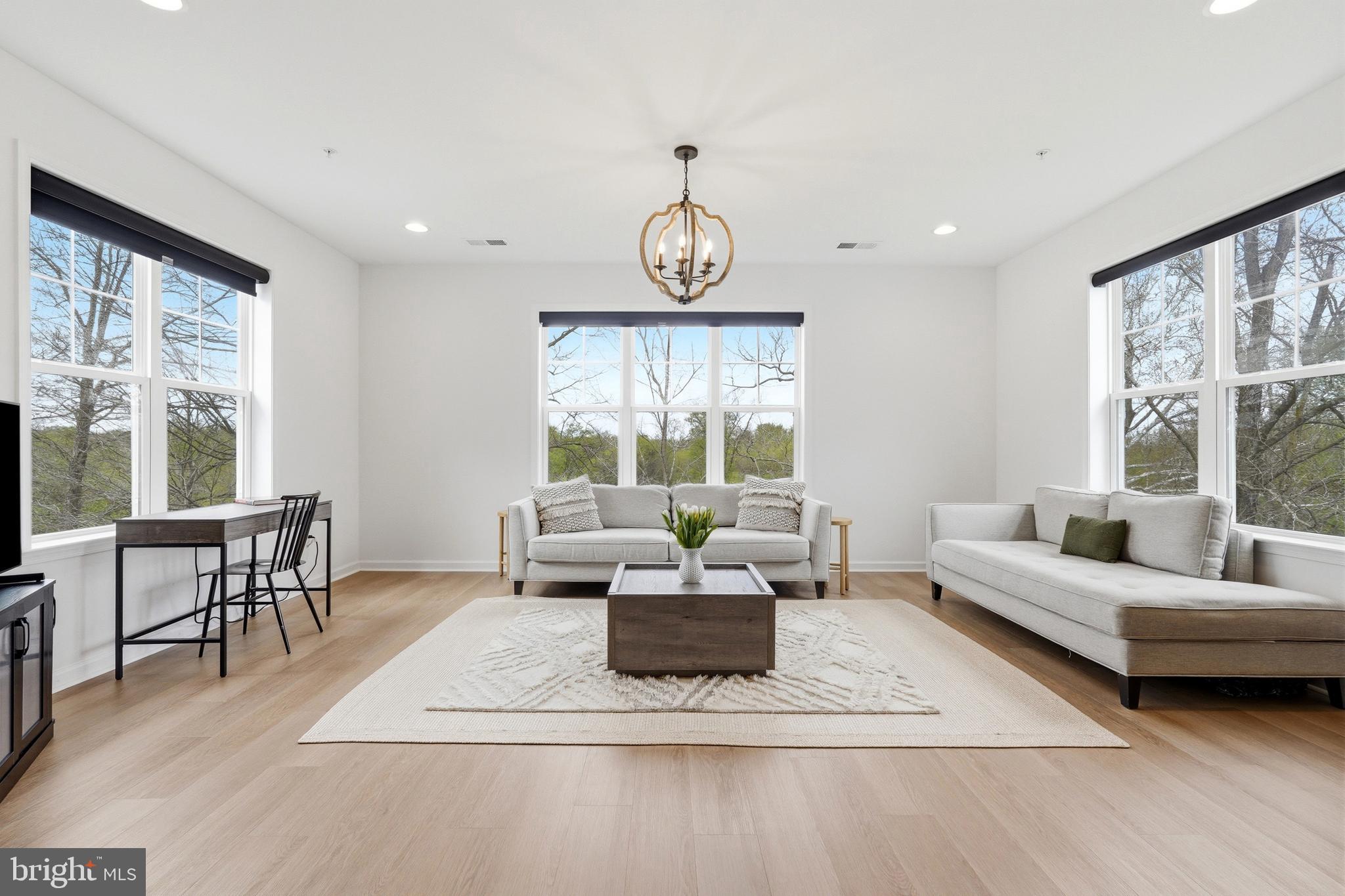 WORMANS MILL - Residential