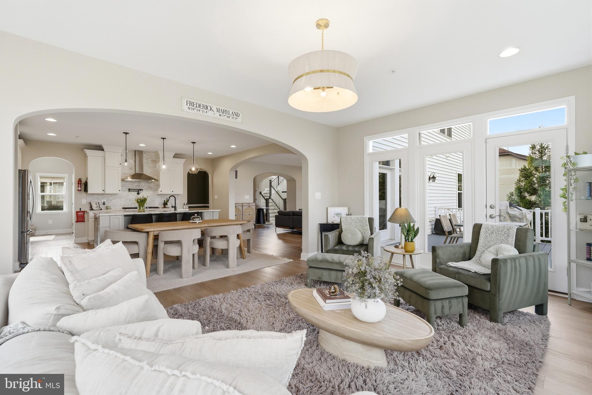 WORMANS MILL - Residential