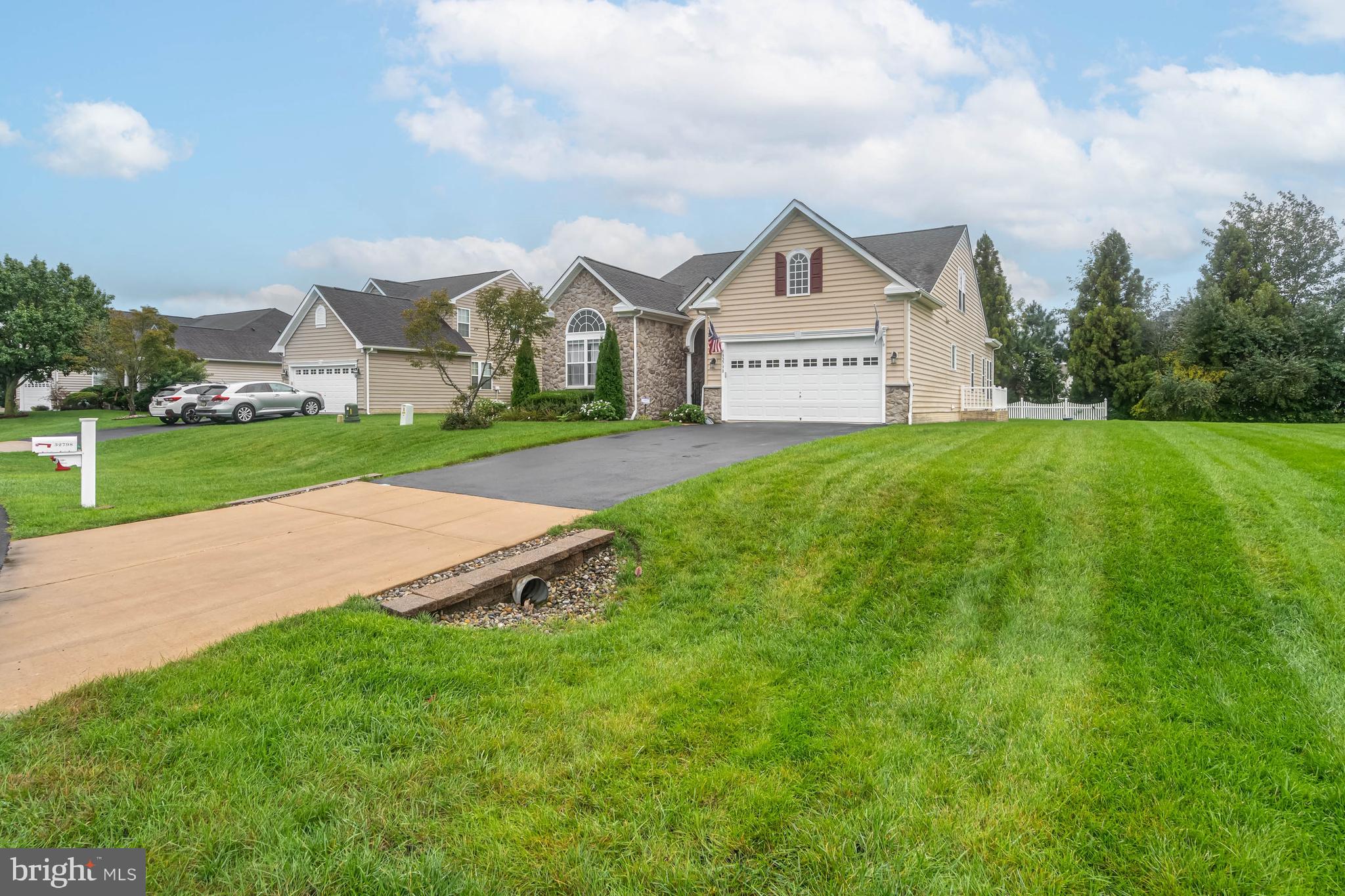 HENLOPEN LANDING - Residential