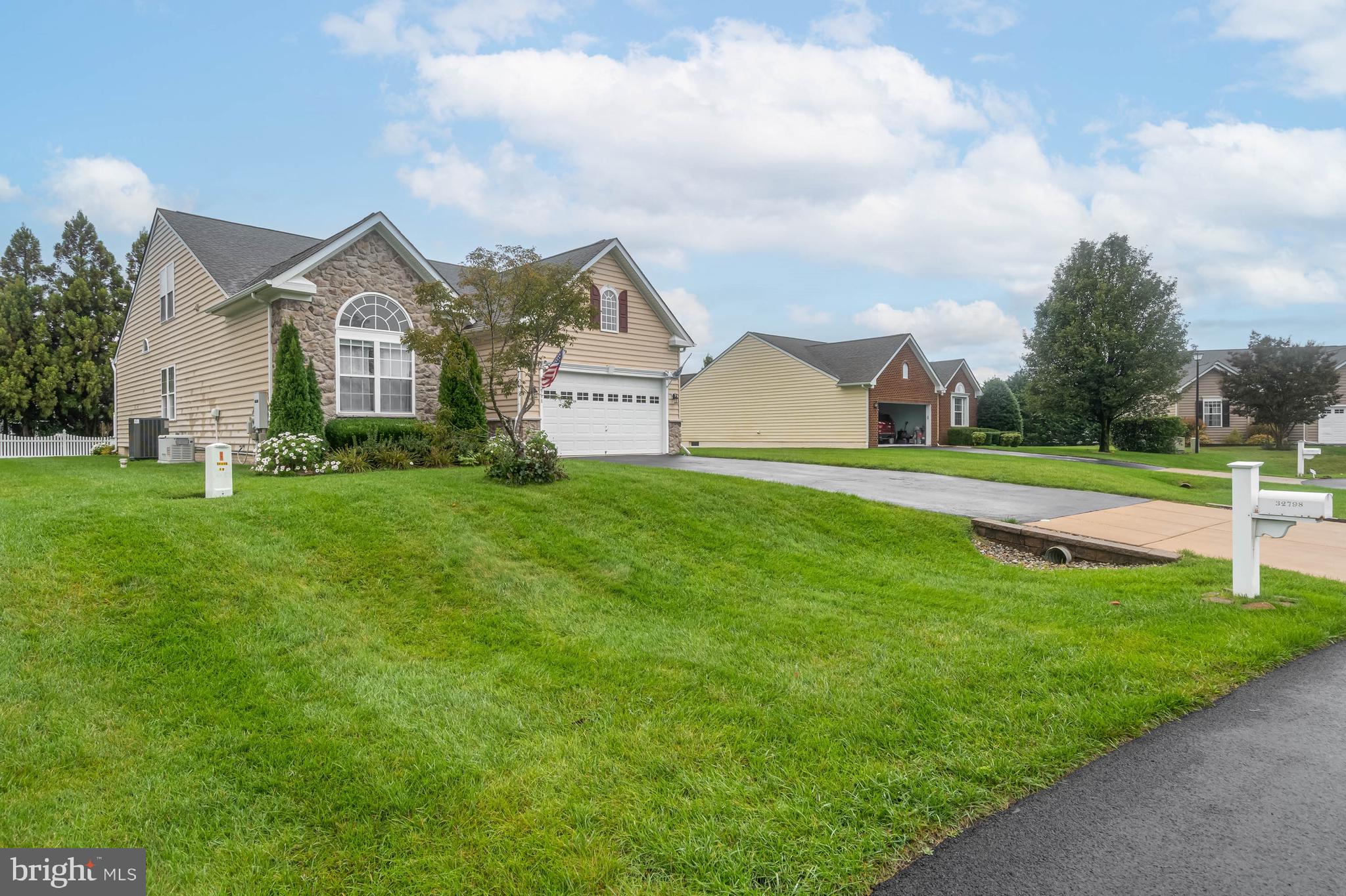 HENLOPEN LANDING - Residential