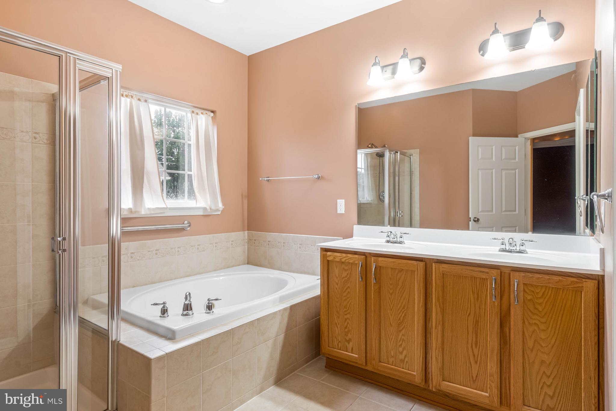 HENLOPEN LANDING - Residential