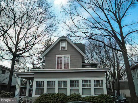 117 E PARK AVENUE MERCHANTVILLE NJ 08109