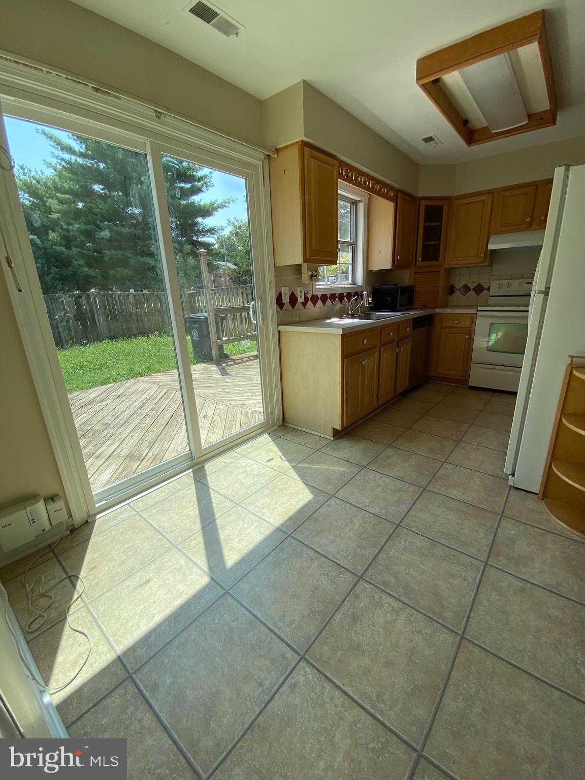 8701 POINT OF WOODS DRIVE