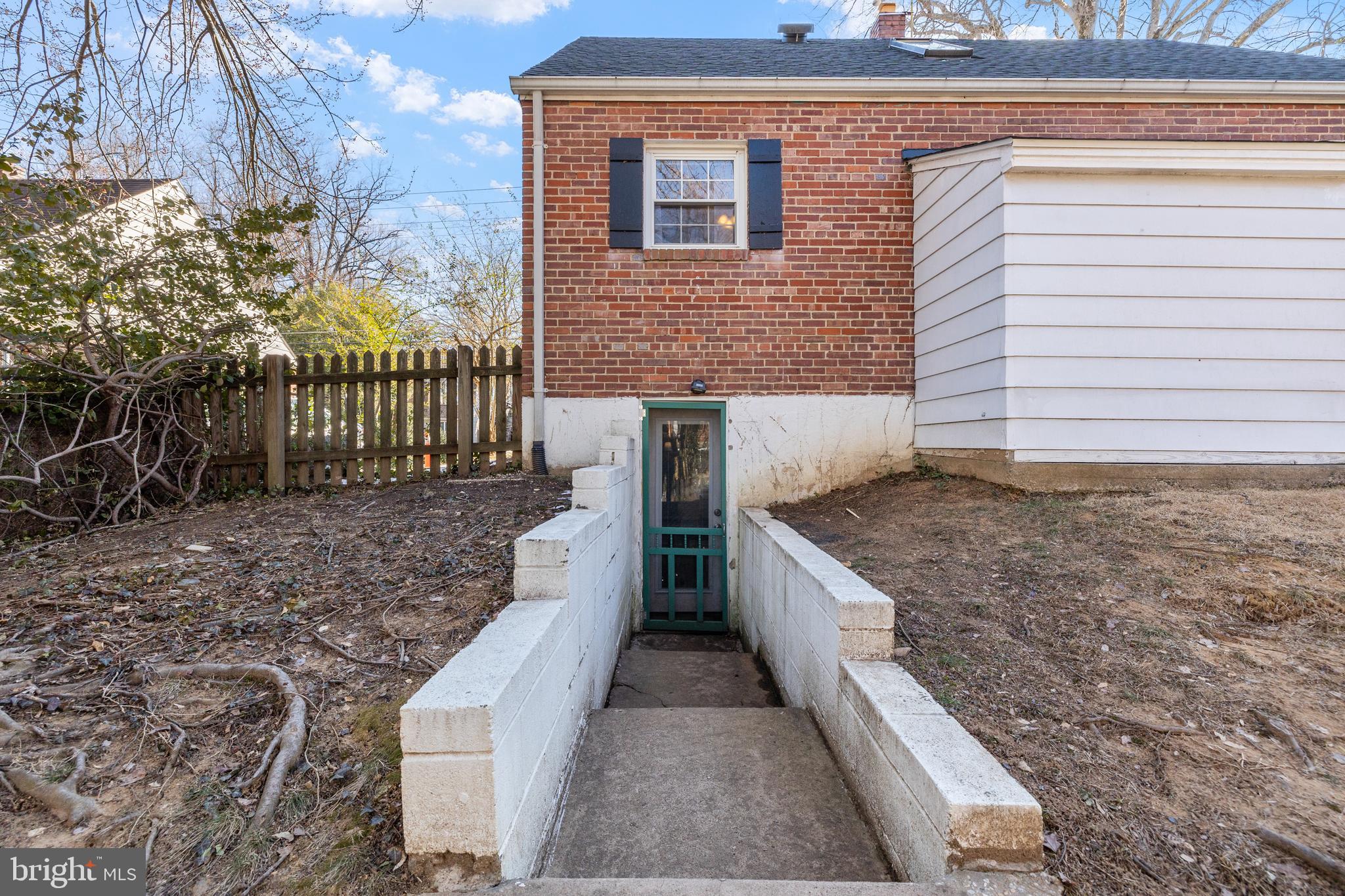 TYLER PARK - Residential