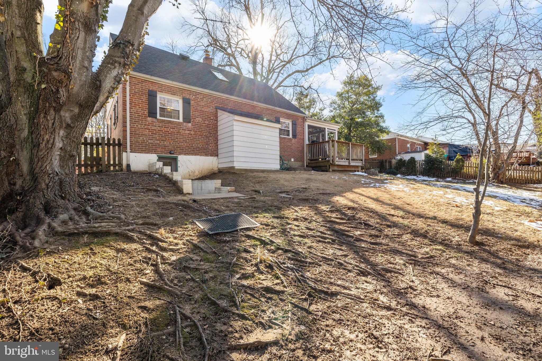 TYLER PARK - Residential